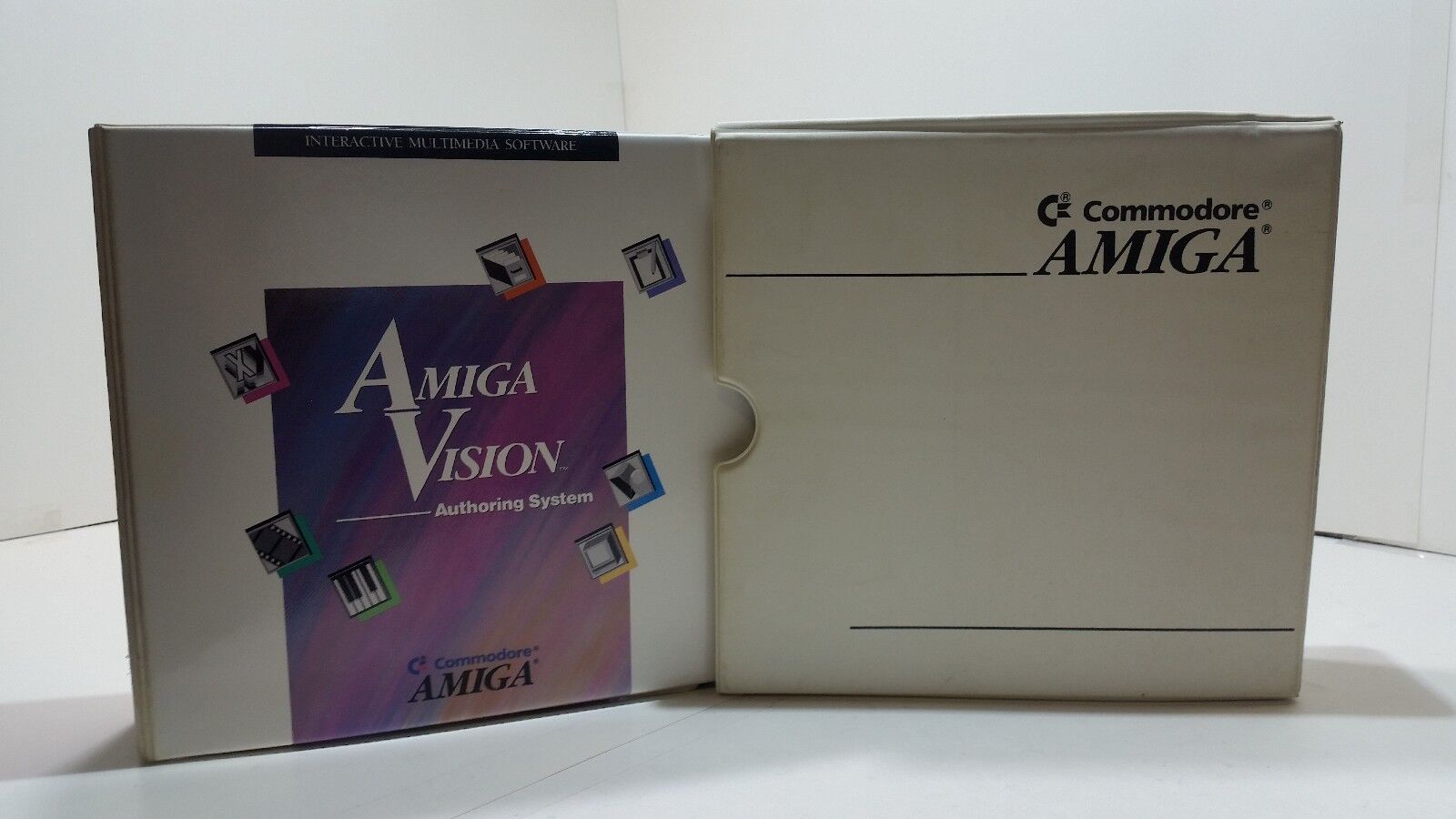 Commodore Amiga Vision Authoring System Complete with Software and Binder Case