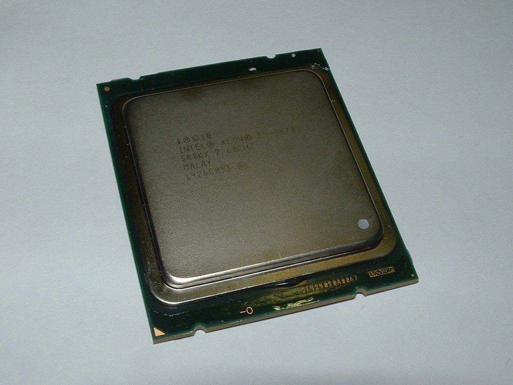 Matched Pair _ Intel Xeon E5-2670 2.6GHz 20MB 8-Core 115W CPU/Processor _ SR0KX