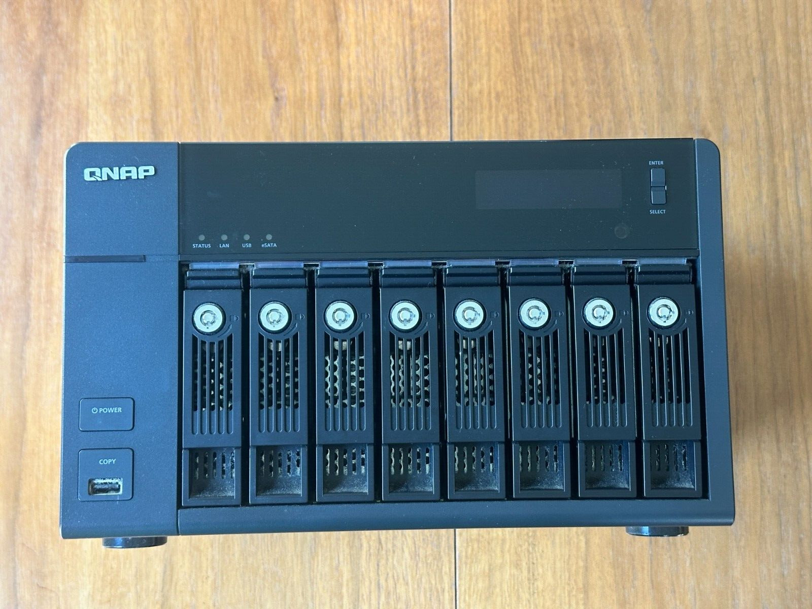 QNAP TS-869 Pro w/ 24 TB storage (8x WD Red NAS drives)