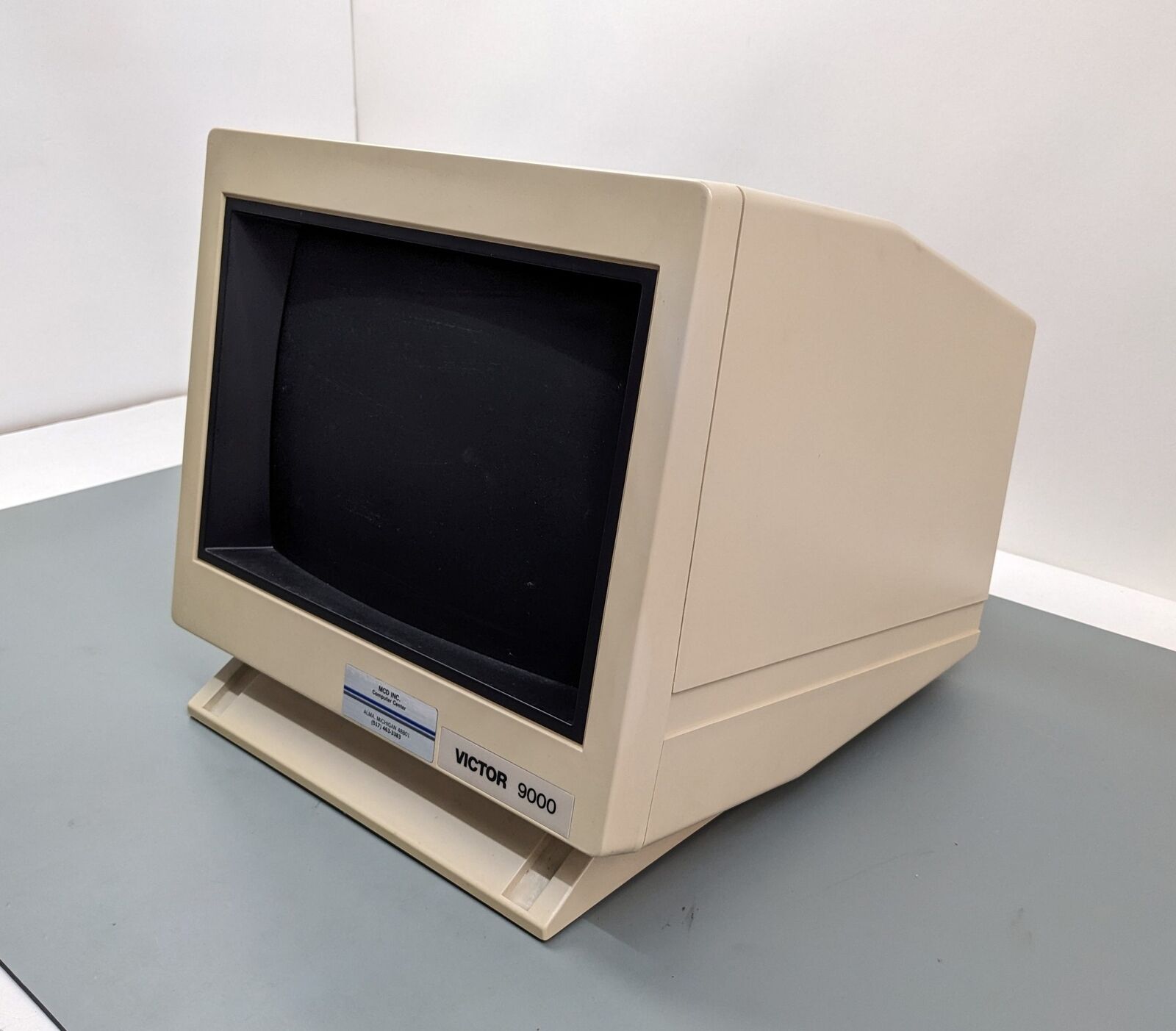 RARE Victor 9000 Monitor - Green Monochrome (Also for Sirius 1) Works great