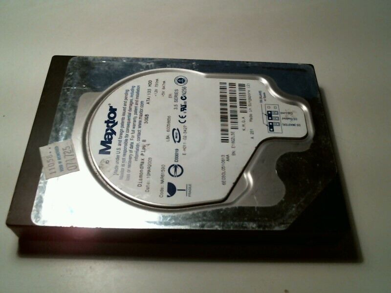IDE Hard Disk Drive Maxtor DiamondMax Plus 8 NAR61590 60058656 KMGA 30GB 
