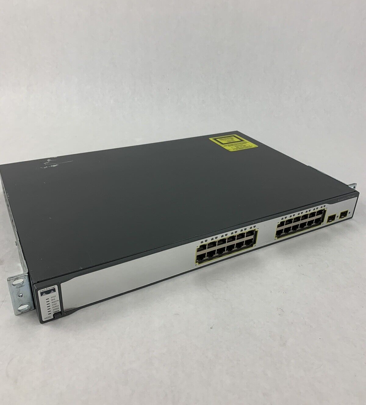 Cisco Catalyst 3750 (WS-C3750-24TS-S) 24-Ports Managed Switch