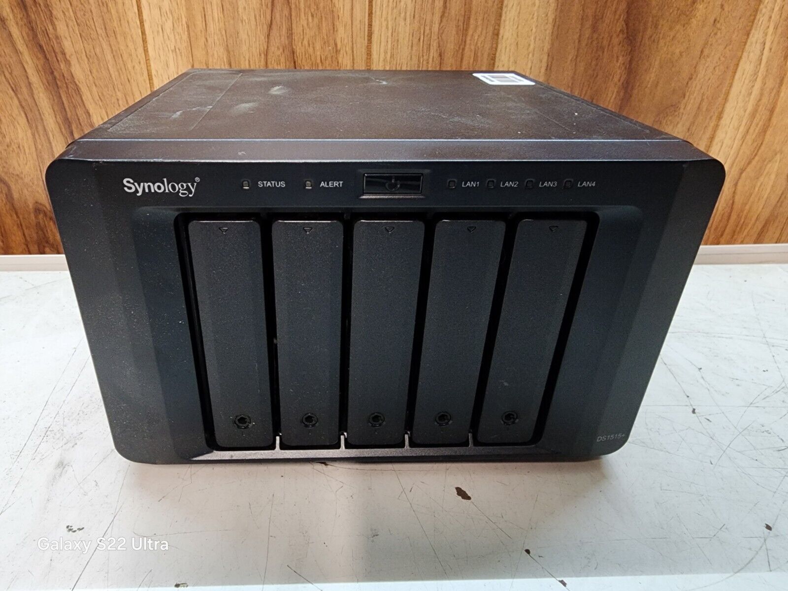 Synology DiskStation DS1515 5-Bay NAS Server (Diskless) Caddy Issues Please Read