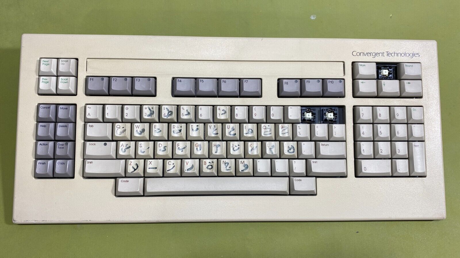 VINTAGE Convergent technologies Miniframe Keyboard KM-001 AB Rare USA 1986