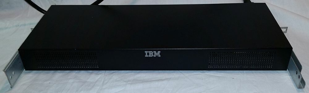 IBM 1754-HC3 69Y6015 LOCAL 1X8 CONSOLE MANAGER (LCM8) 1754A1X 69Y6010 Used