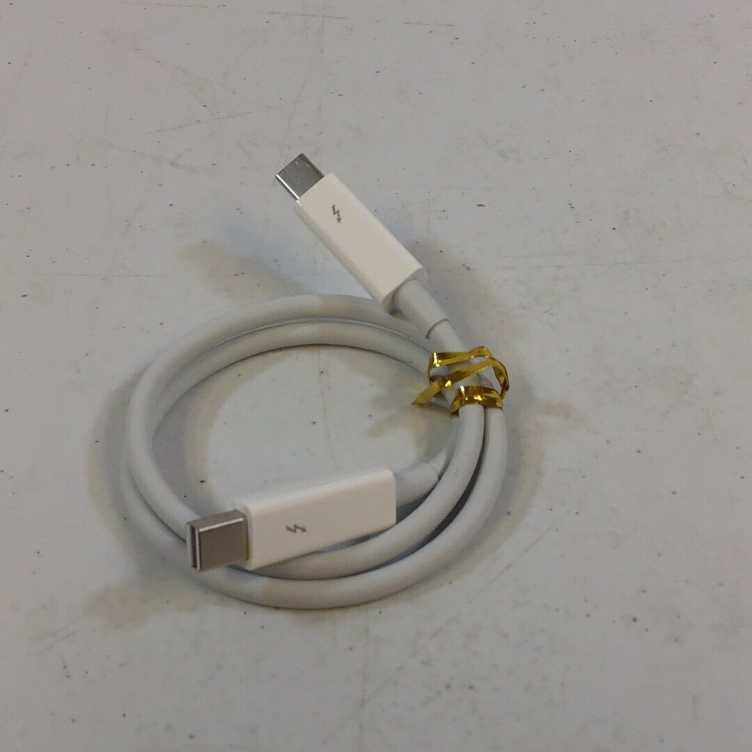 Apple White Powered 0.5M Thunderbolt Cable Compatible With MacBook Used