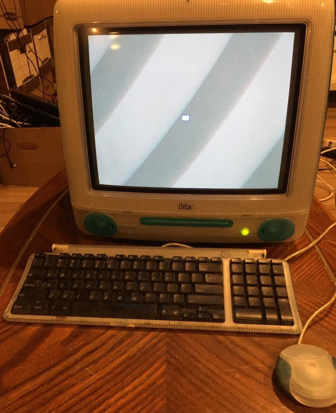 Vintage Apple iMac 350MHz PowerPC 750 (G3) faulty HDD
