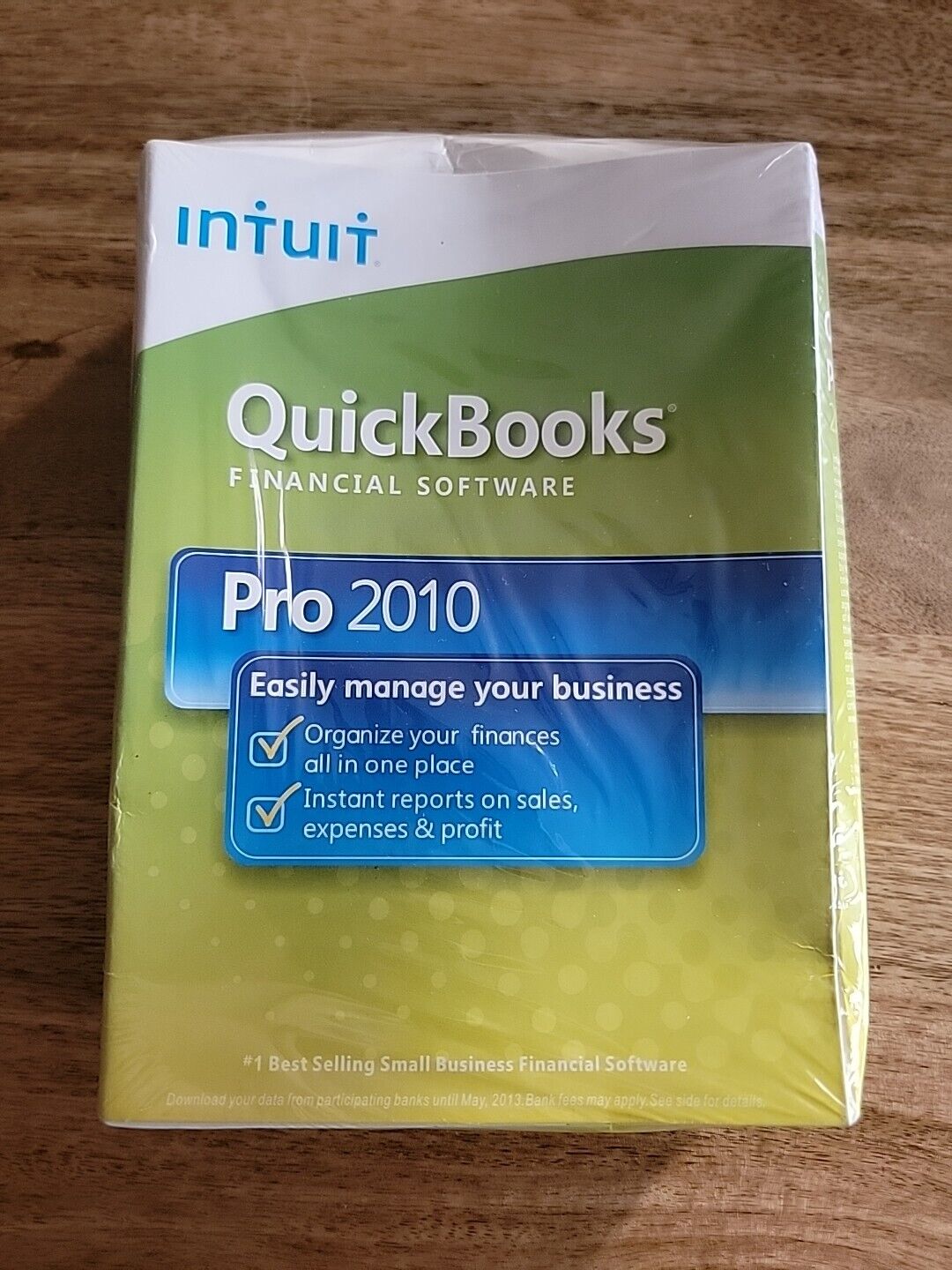 INTUIT QUICKBOOKS PRO 2010 FOR WINDOWS FULL RETAIL USA VERSION =NEW SEALED BOX=