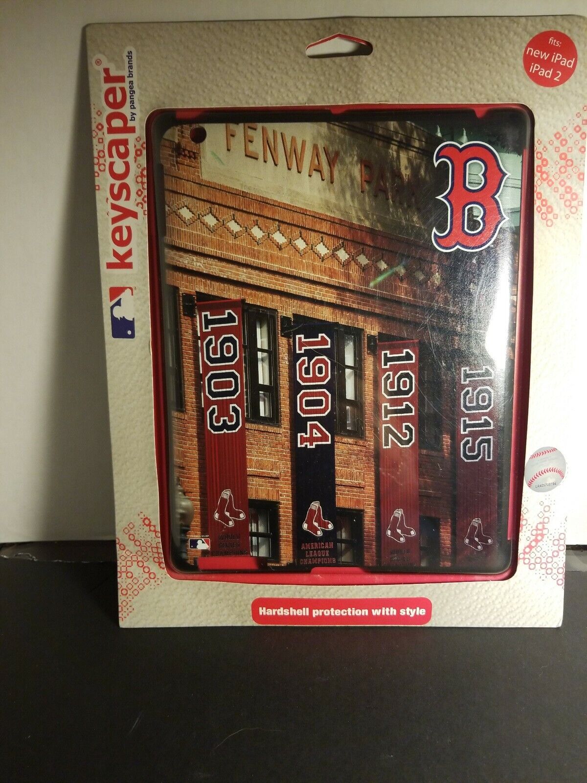 BOSTON RED SOCKS MLB Baseball IPAD/IPAD2 HARDSHELL PROTECTION Fenway Park 