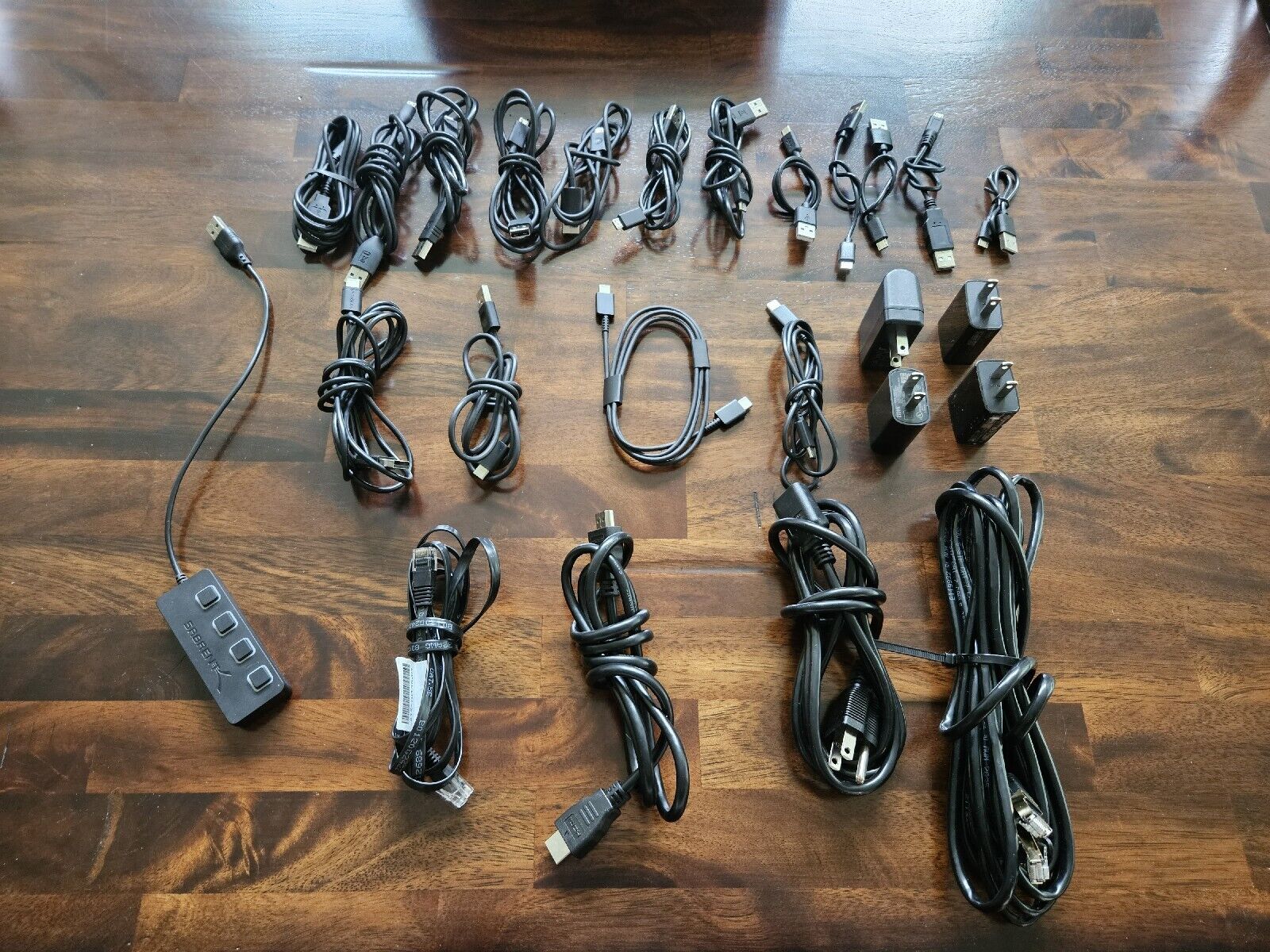 Mixed Lot of 21 Cables Incl PC Power - USB - Ethernet & 4 Adaptors preowned