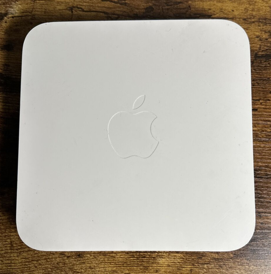 Apple Wireless A1143 AirPort Express Wi-Fi Router Base Extreme Only