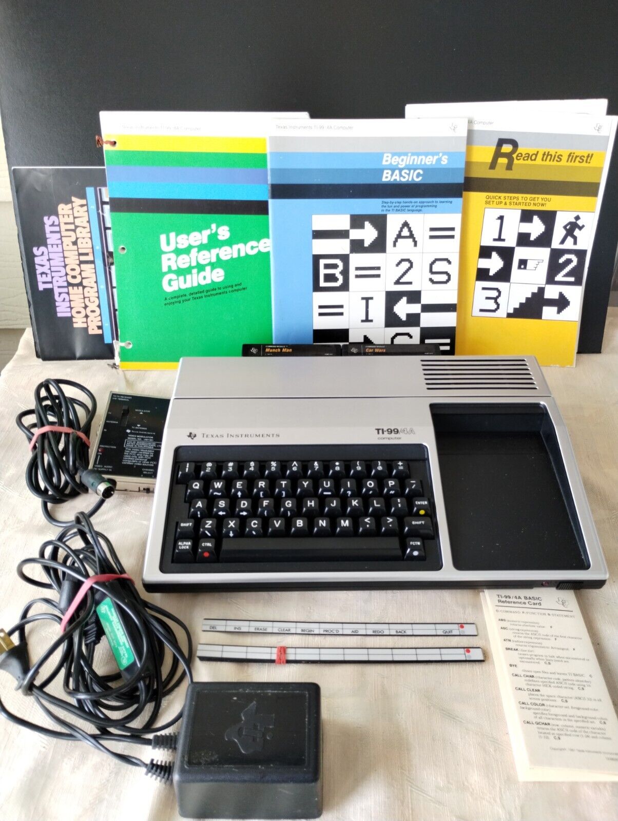 Texas Instruments Ti-99/4A (PHC004A) Vintage Home Computer Powers On - Untested 
