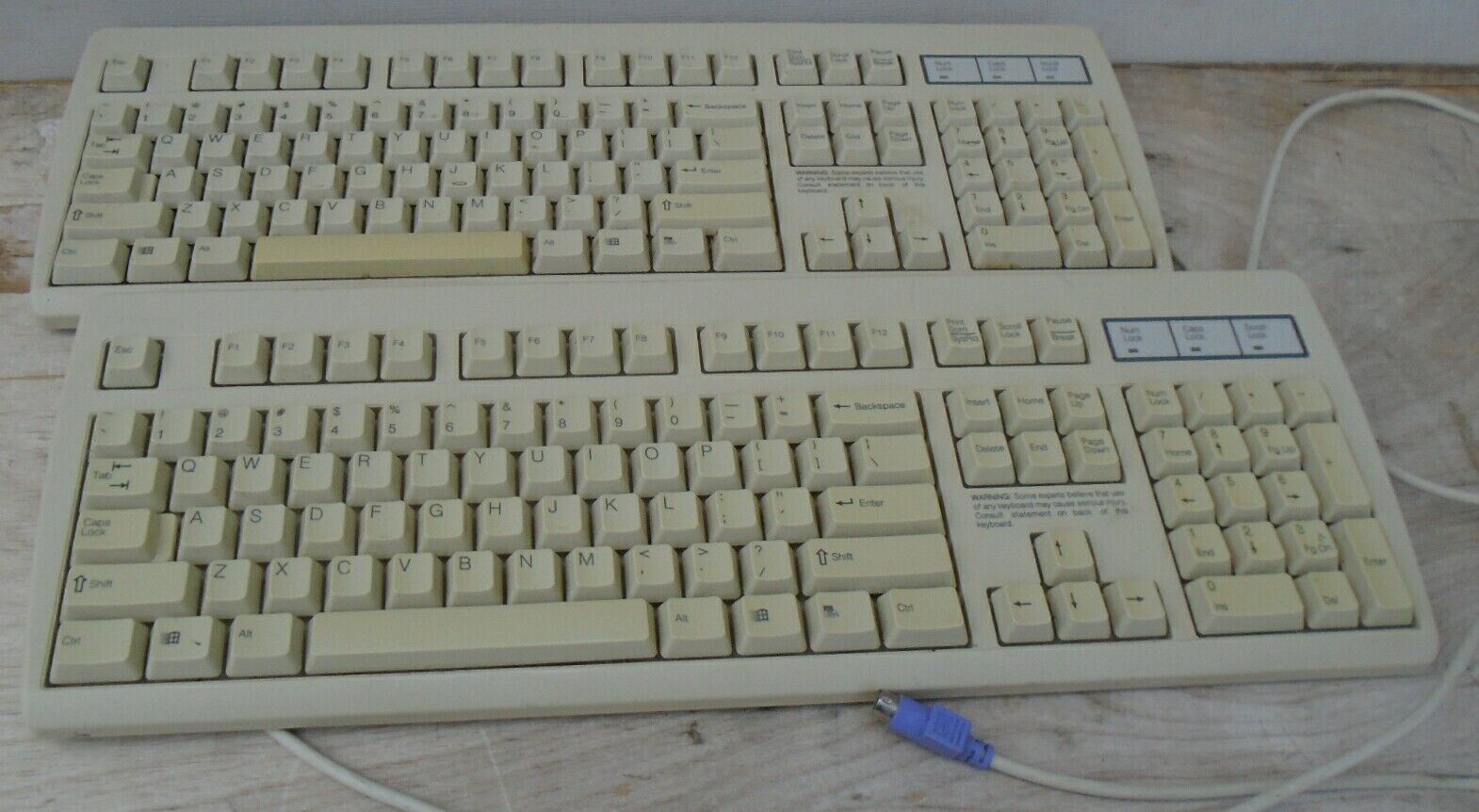 Vintage Micron RT2258TW P/S 2 Connecter Wired Computer Keyboard ps2 / 
