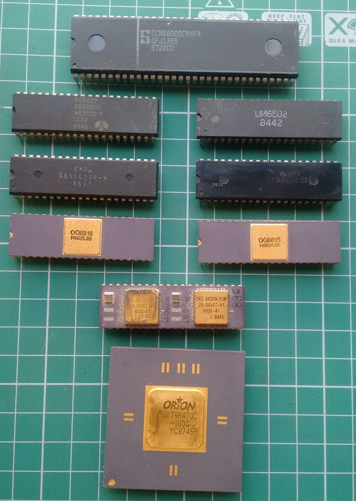 Lot 9 vintage RARE CPUs