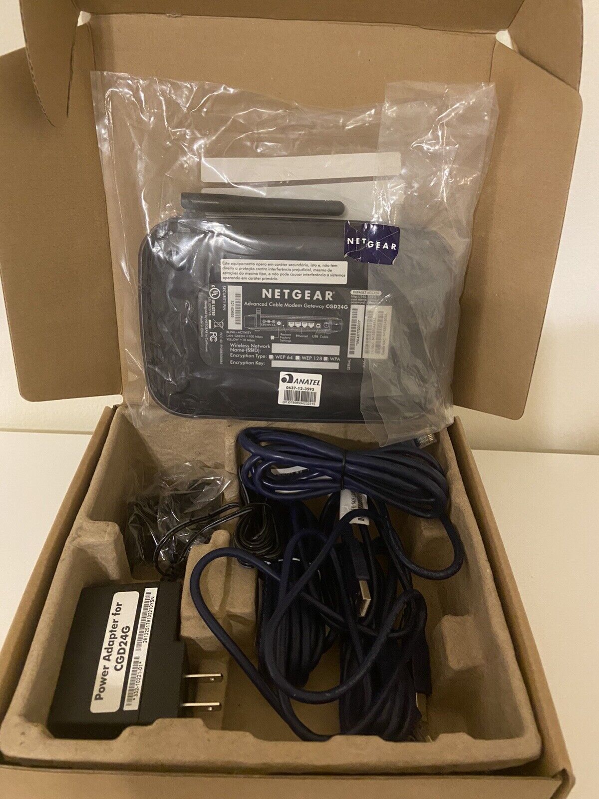 NETGEAR CGD24G Advanced Cable Modem Gateway 802.11b/g w/ Adapter- NEW IN BOX