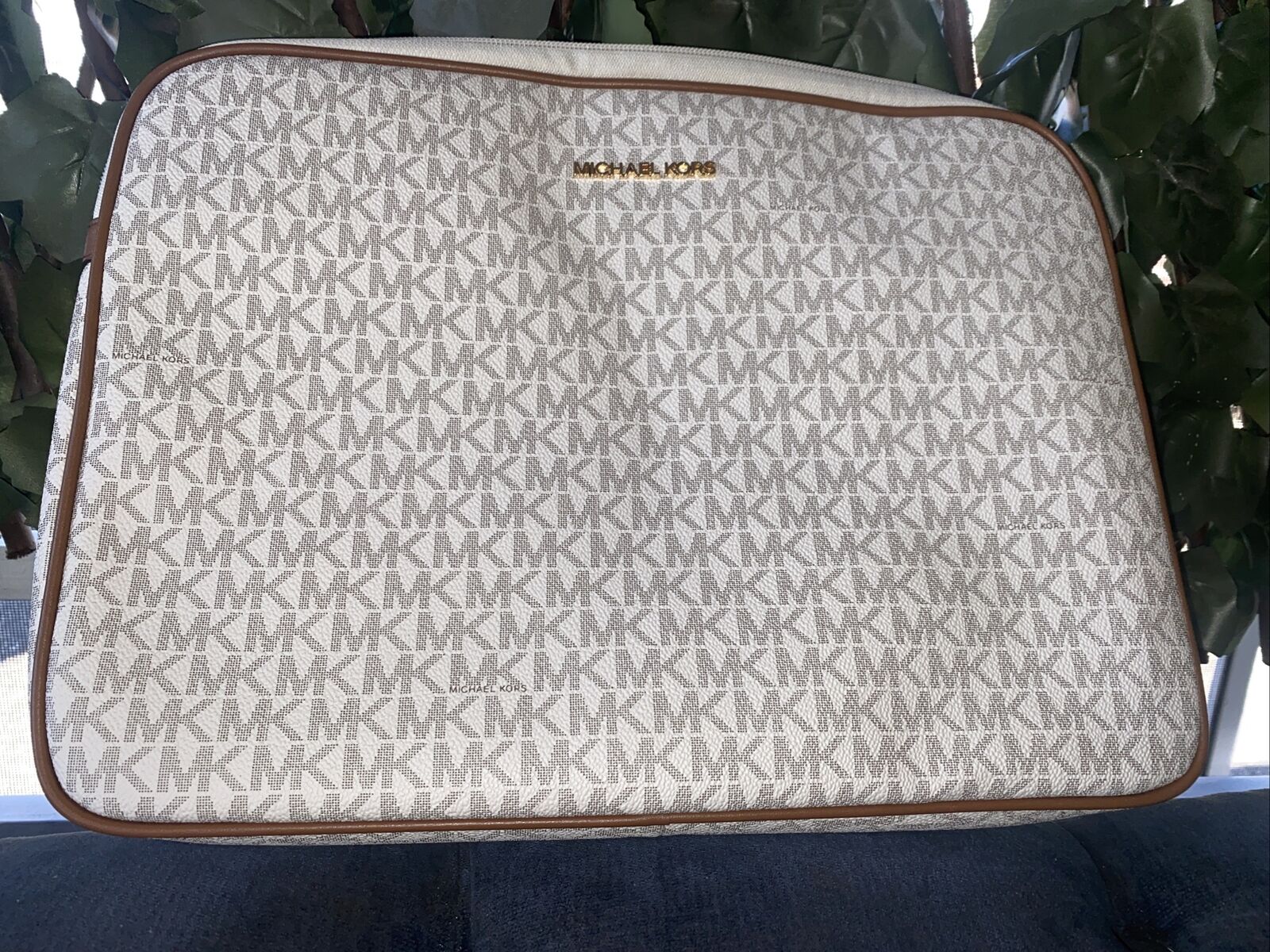 Michael Kors Womens Large Fashion Laptop Computer Case Cover Bag brown grey MK