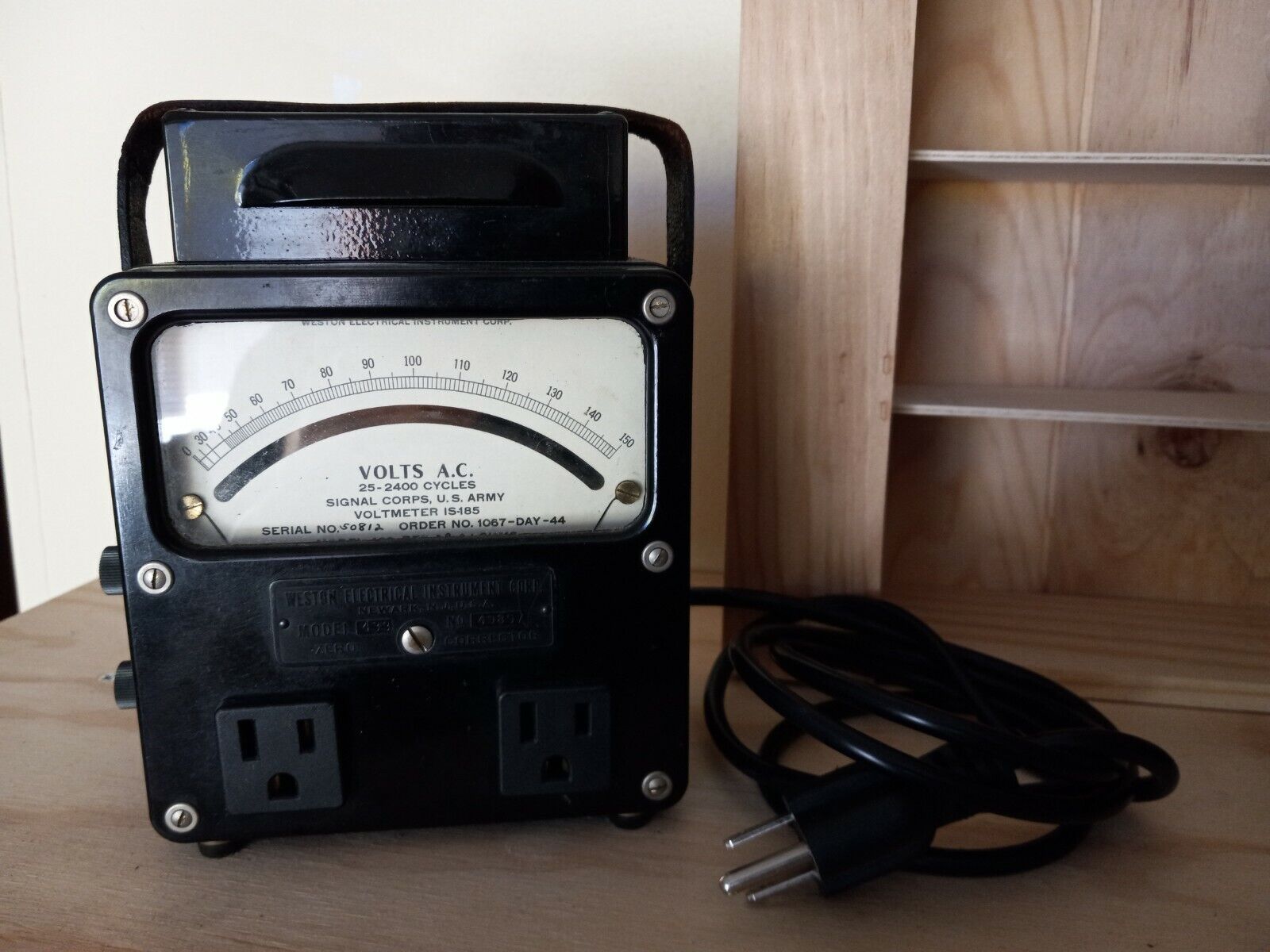 WESTON AC METER MODEL 433 CONVERTED INTO A NON-FUSED POWER STRIP