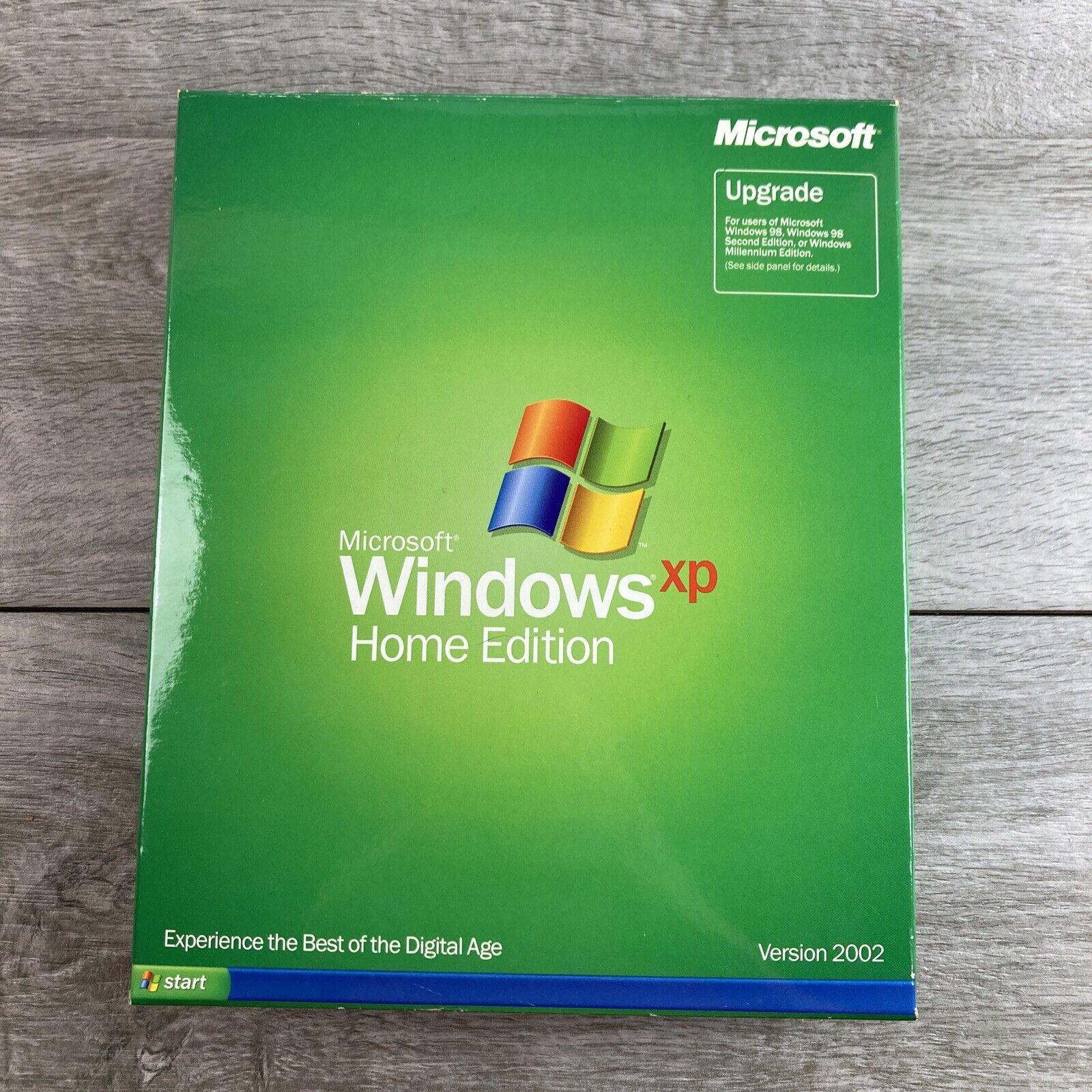 Microsoft Windows XP Home Edition Upgrade Version 2002 Big Box Retail