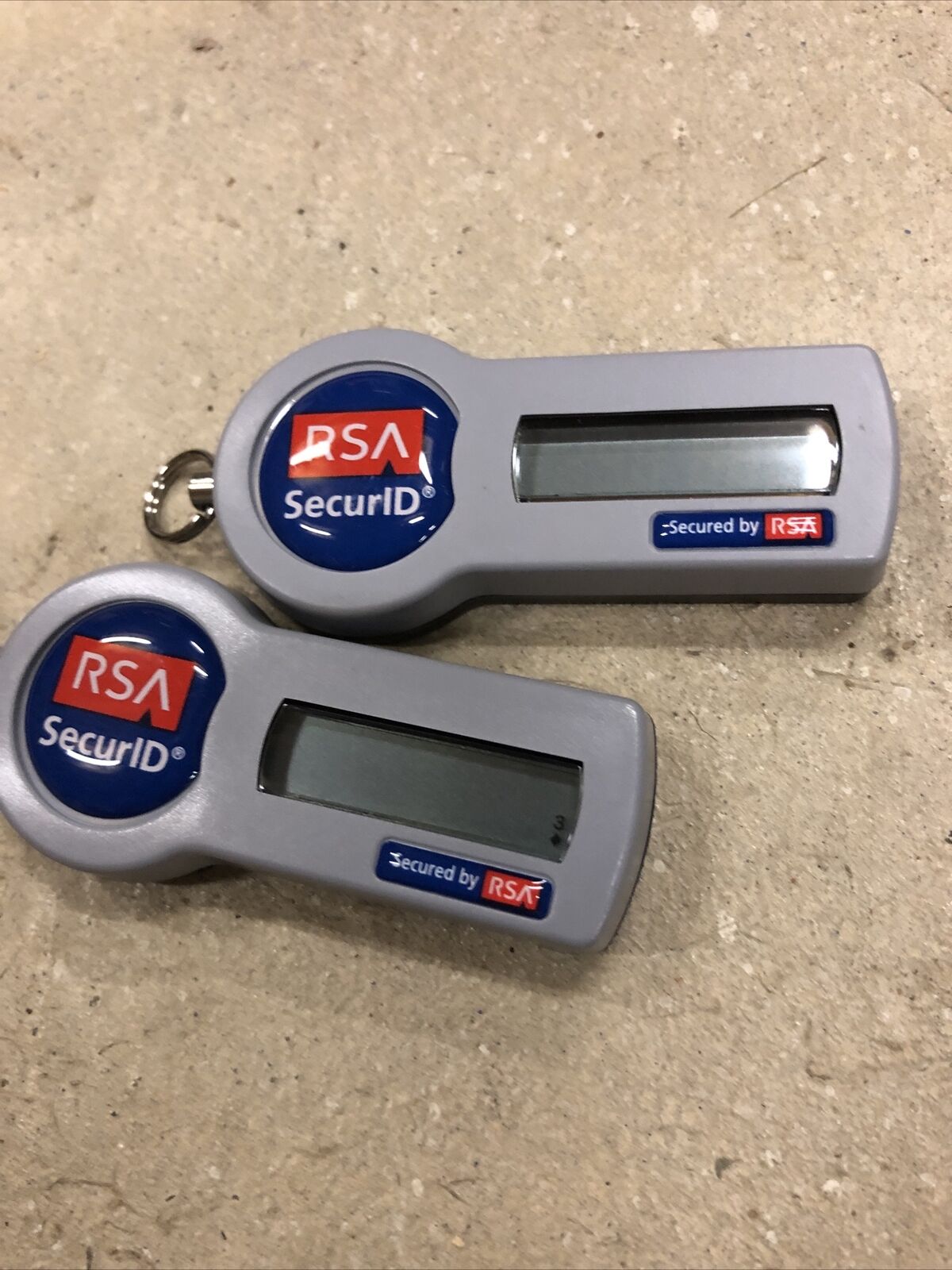 NEW LOT 2x RSA SecurID Security Token KeyFob Expired 2/28/2014