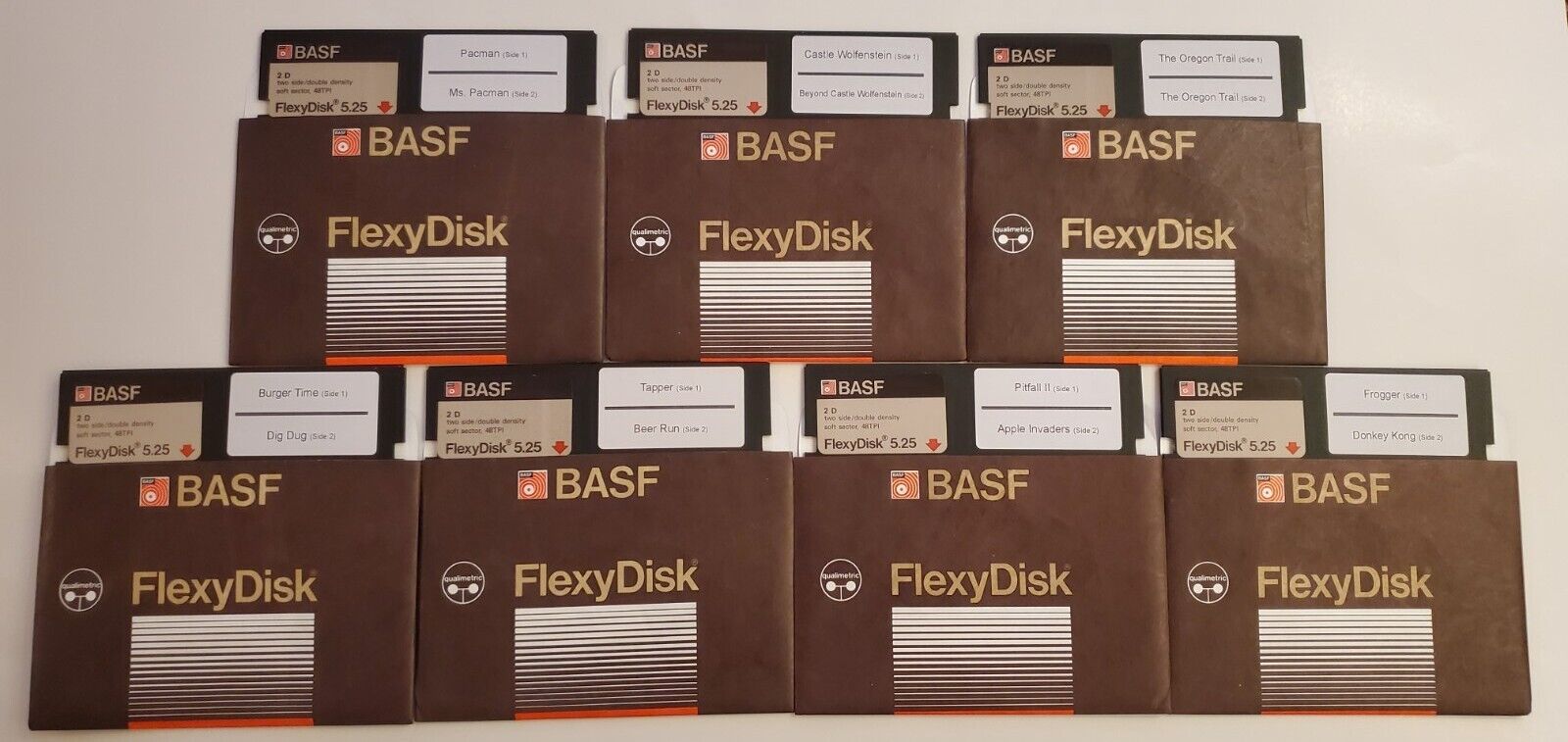 Apple II, II+, IIe, IIc, IIgs: Classic software games on floppy disk #1