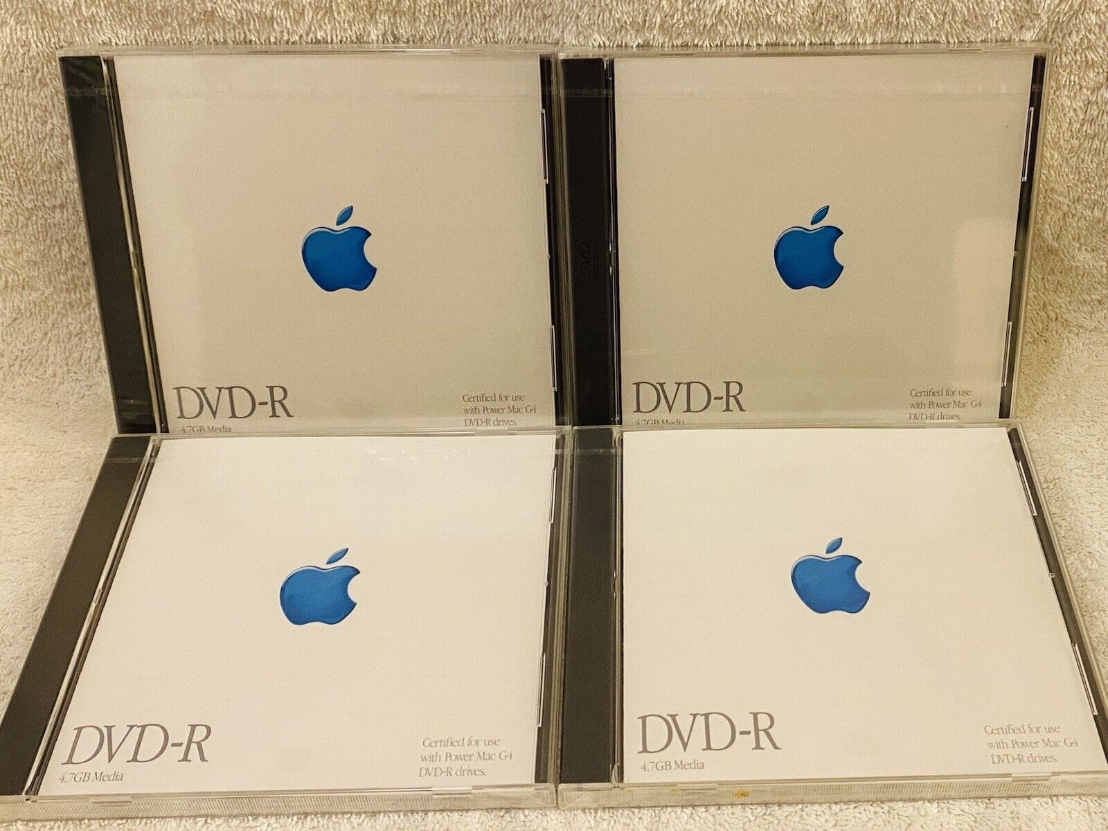 (4) Apple DVD-R 4.7 GB Media Disc’s (Sealed) Vintage (4 Pack)