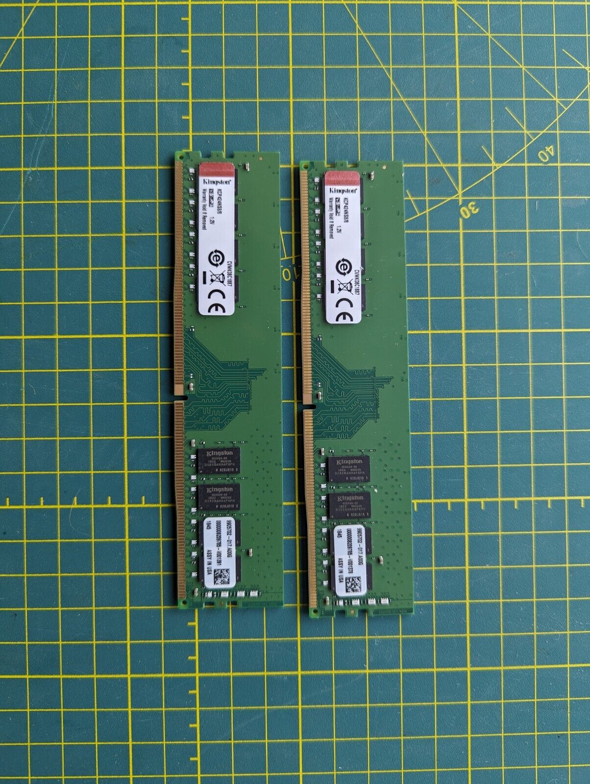 x2 Kingston 16GB (2 x 8GB) DDR4 2400MHz PC4-19200 DDR4 Memory RAM KCP424NS8/8