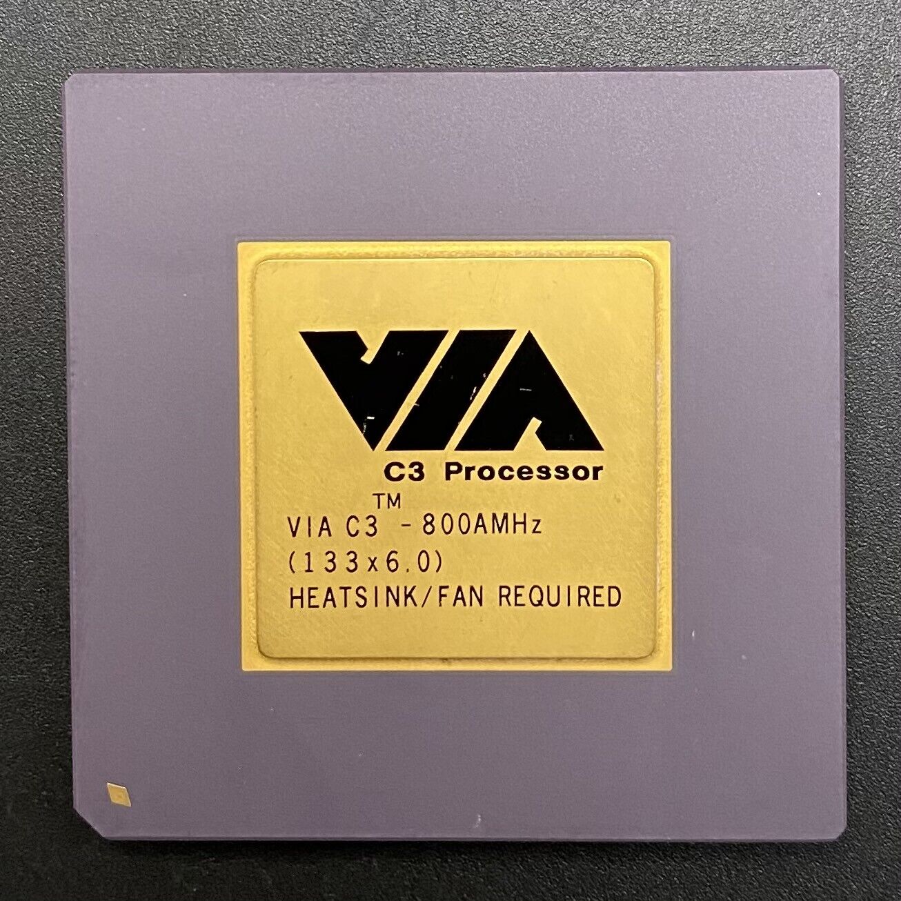 VIA C3 800AMHz Processor Ezra 32bit CPU 1.35v Gold Top Socket370 Tested