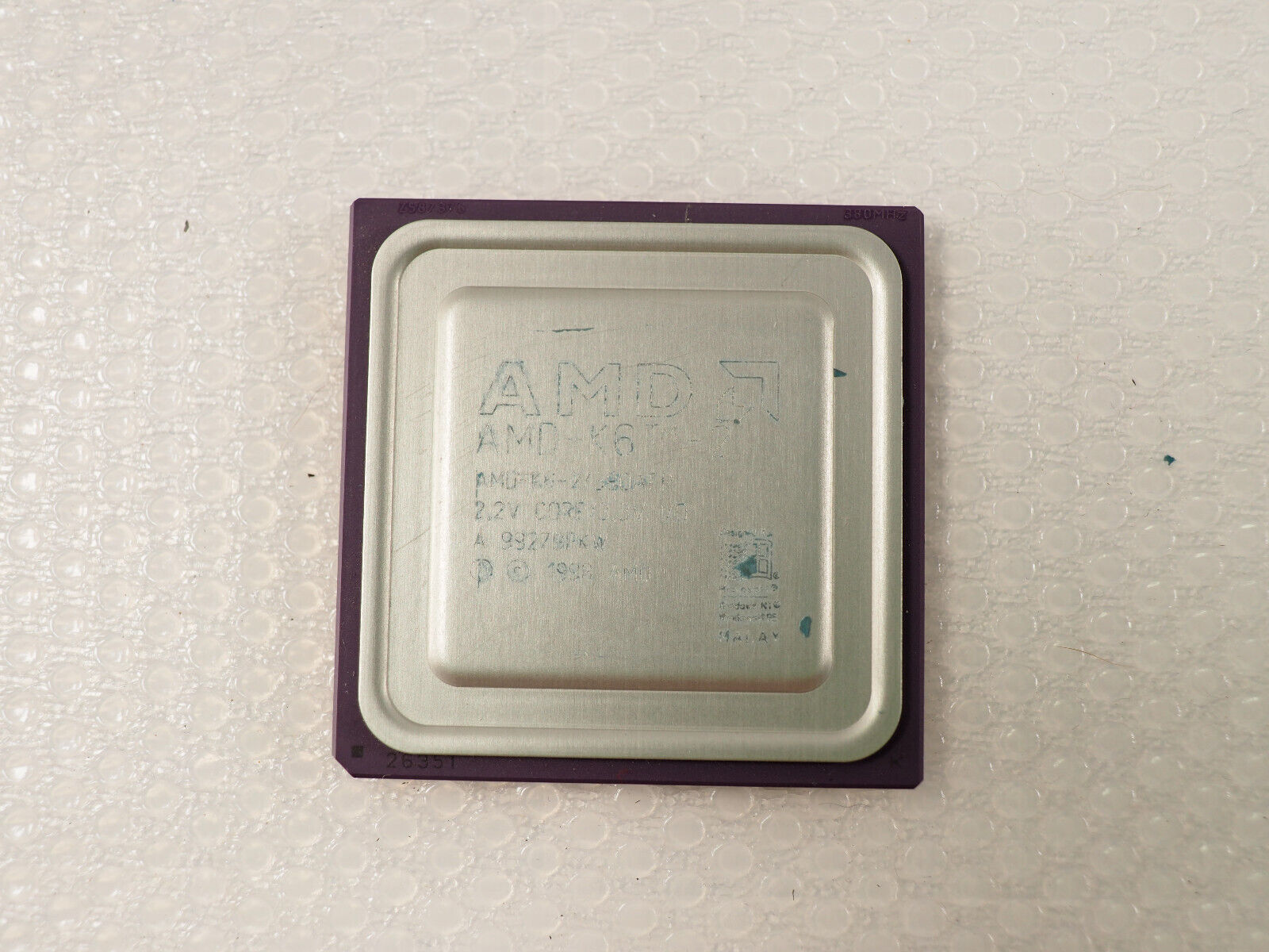 AMD AMD-K6-2 AMD-K6-2/380AFR 2.2V Core/3.3V I/O Processor