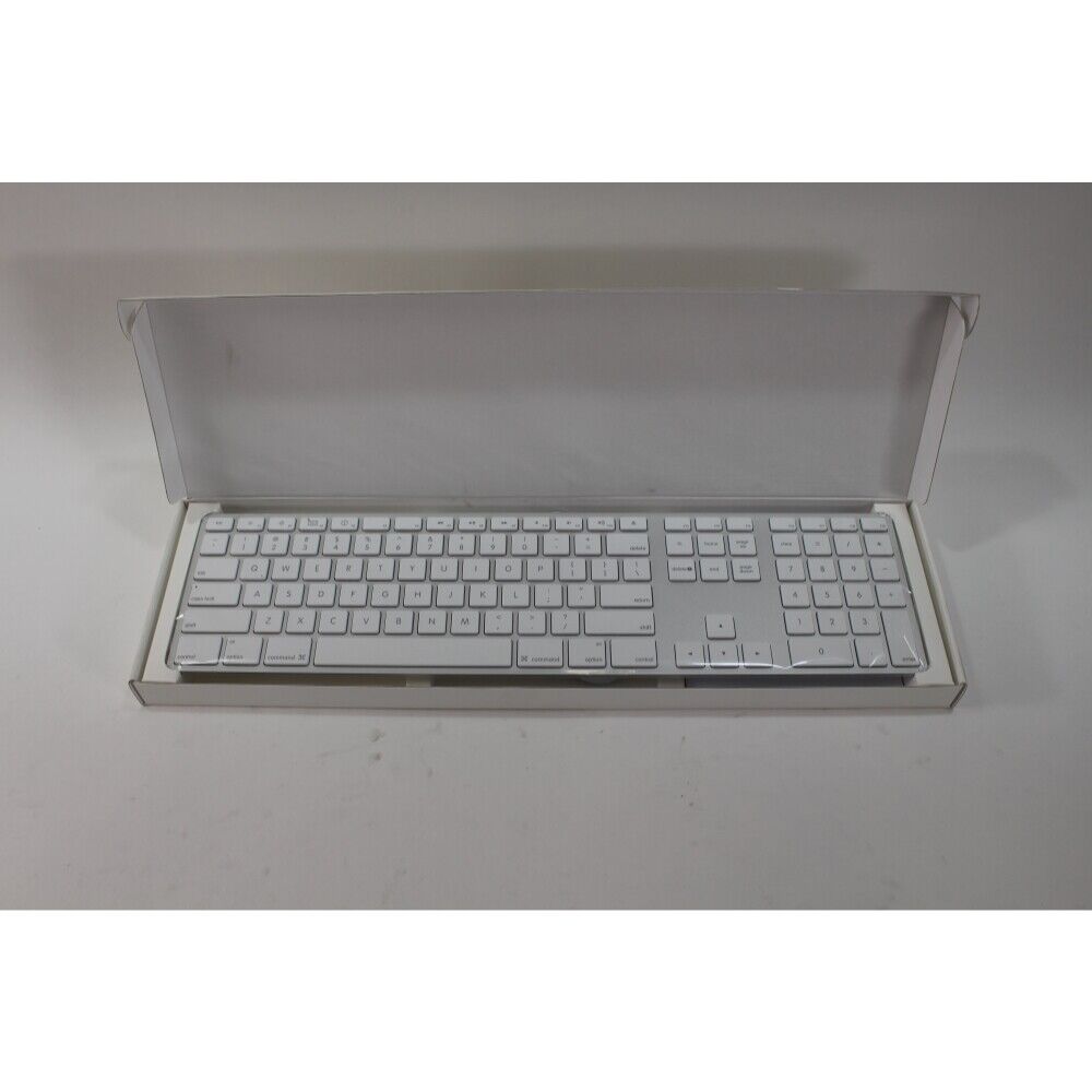 Authentic Apple Wired Keyboard with Numeric Keypad A1243 - New Open Box