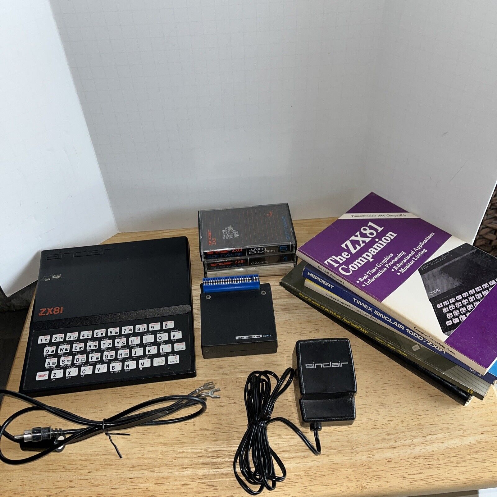 Vintage Sinclair ZX81 Computer Legend Bundle Games & Manuals