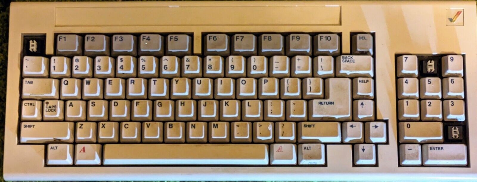 Vintage Commodore Amiga 1000 Keyboard & Mouse - Untested - As Is - No Computer