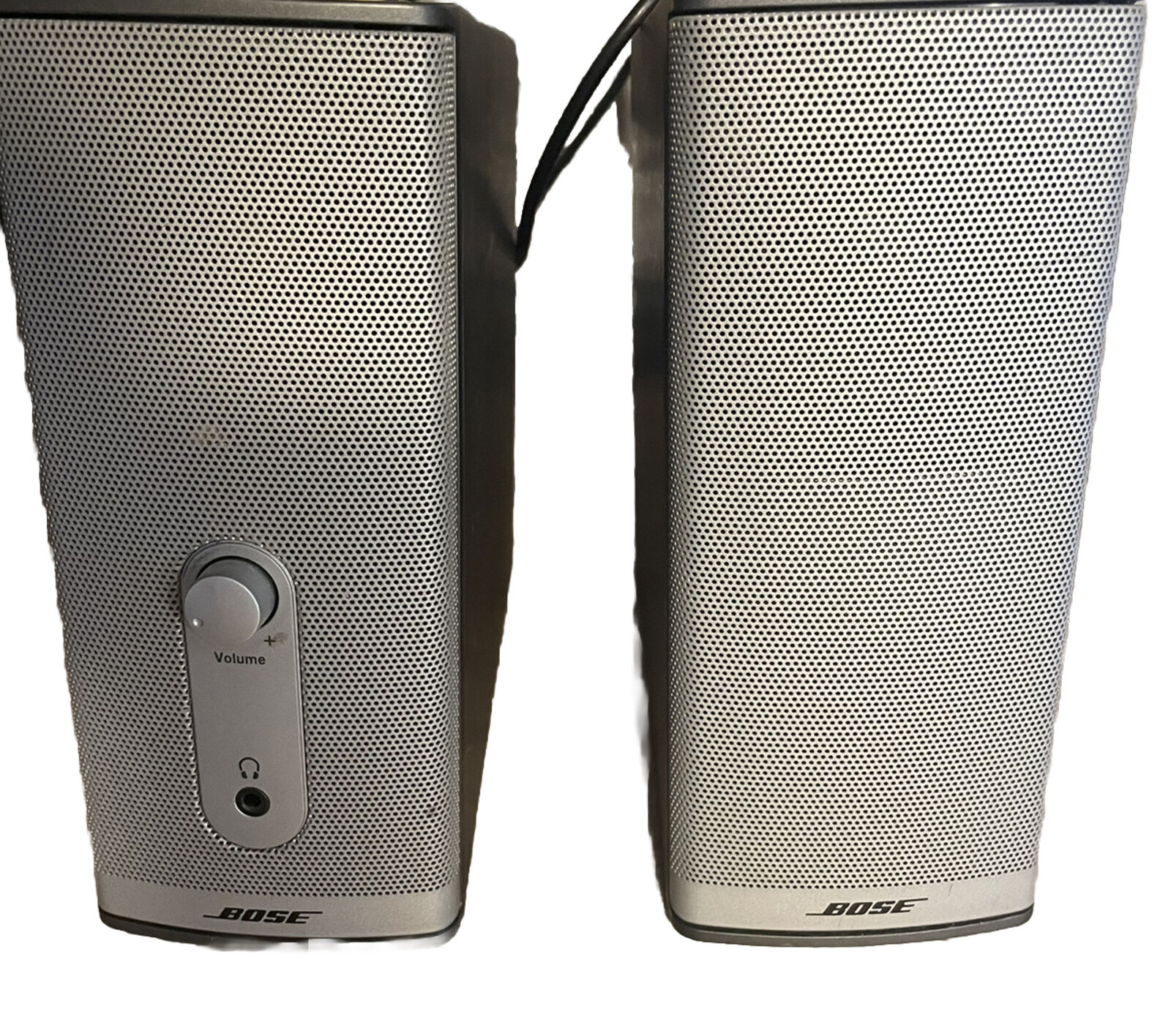 A Pair Of Bose Companion 2 Series II Multimedia Stereo Computer Speakers