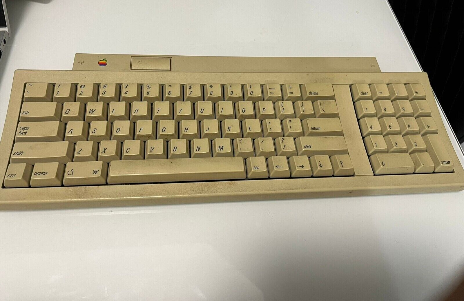 Apple Keyboard II M0487 #7216