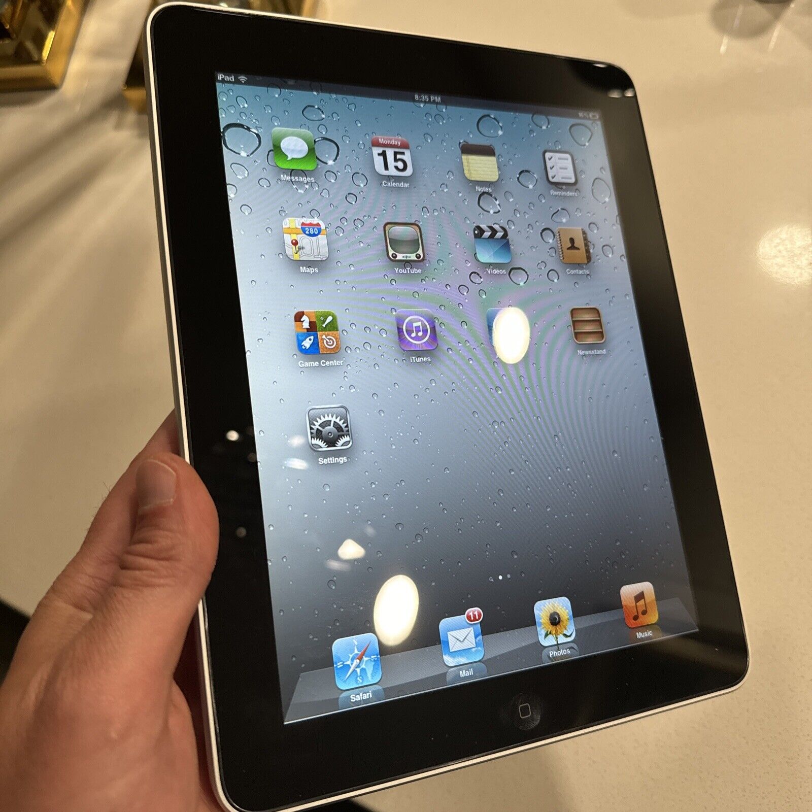 Apple iPad A1219 1st Gen Tablet Wi-Fi - Grade A Condition - 16GB MB292LL
