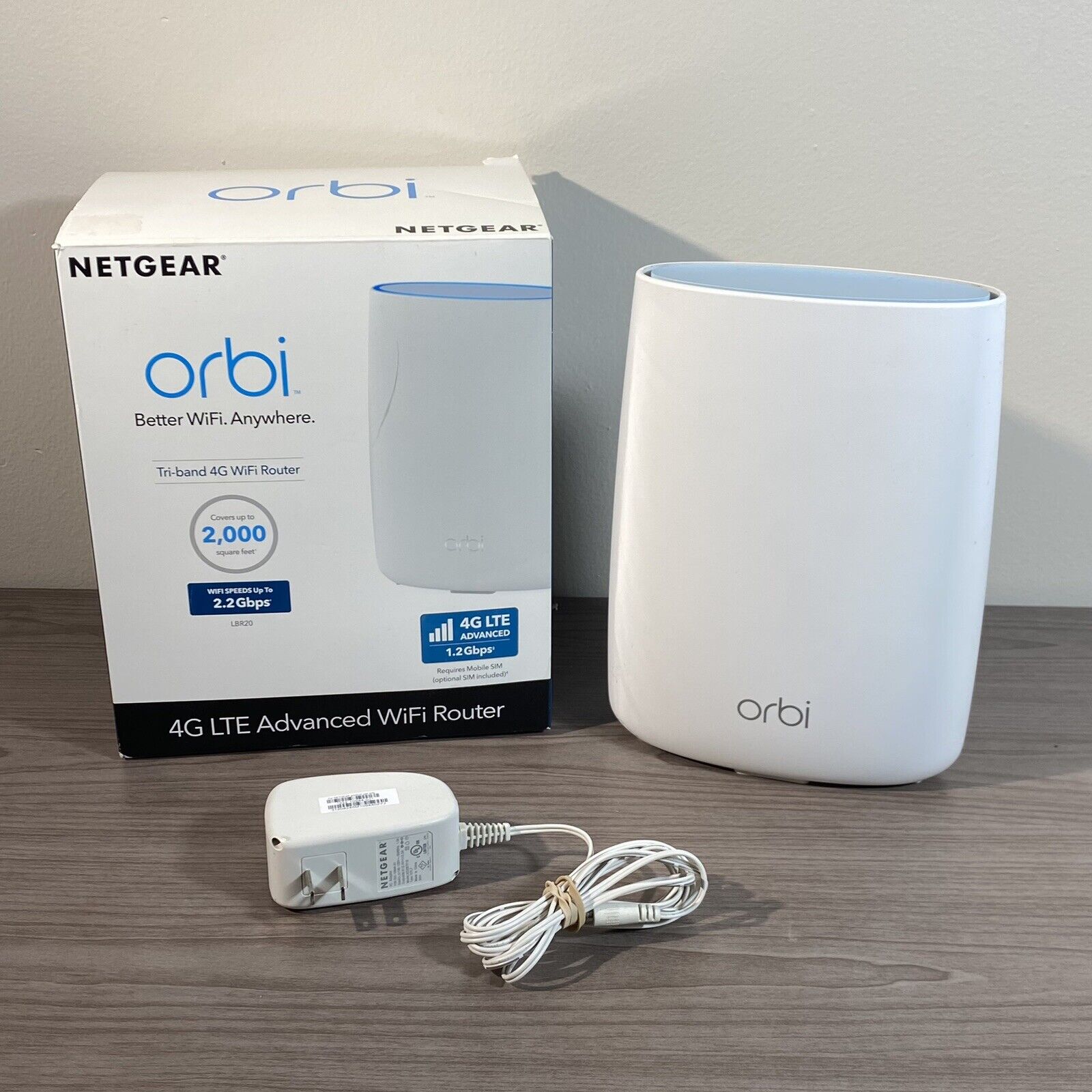 Netgear Orbi 4G LTE LBR20 WiFi Router, Tri-band