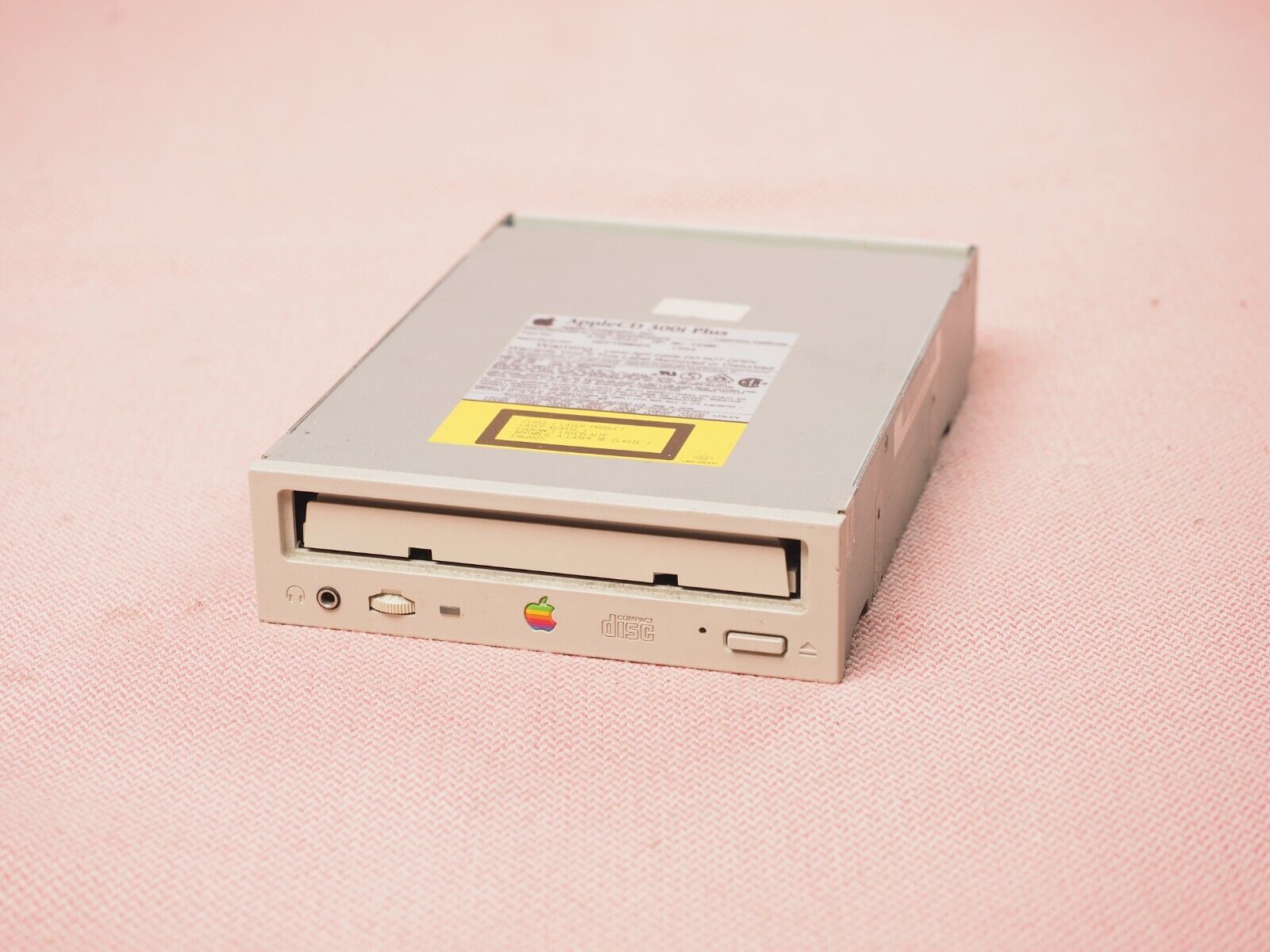 AppleCD 300i Plus CD ROM Drive 1994 678-0046 Untested