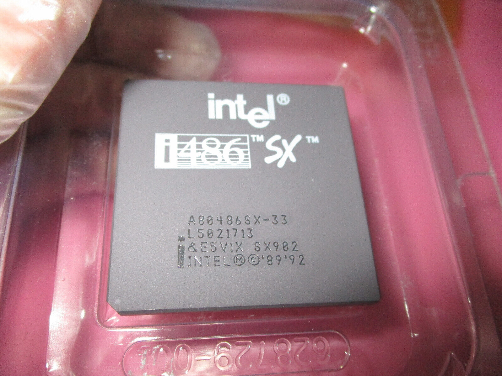 Lot 5 Intel 486SX-33  Mint shape in clam shells