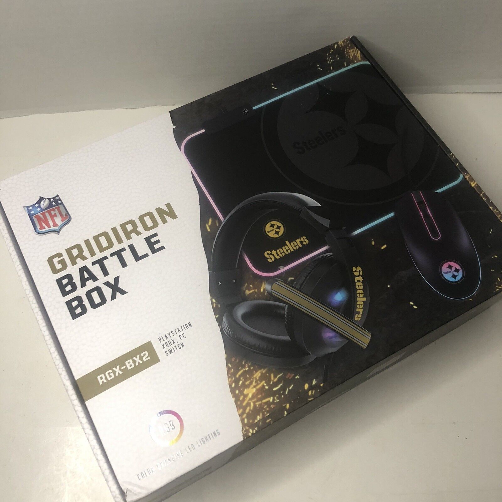 Pittsburgh Steelers NFL Gridiron Battle Box for PlayStation XBOX PC Switch New