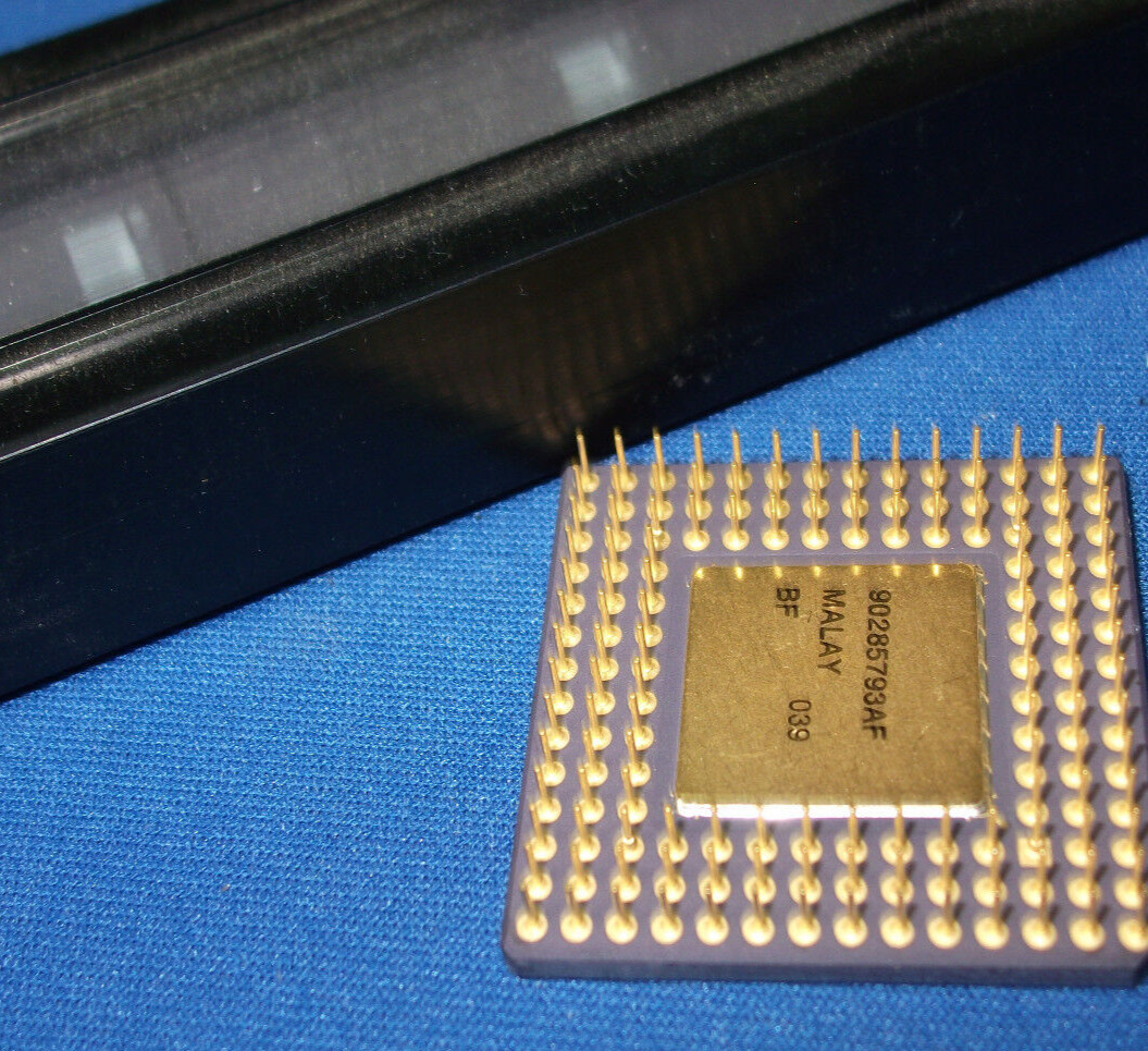 A82385-25 IV(B) Intel A82385 CACHE CONTROLLER Vintage PGA Gold NEW ORIG PKG QTY1