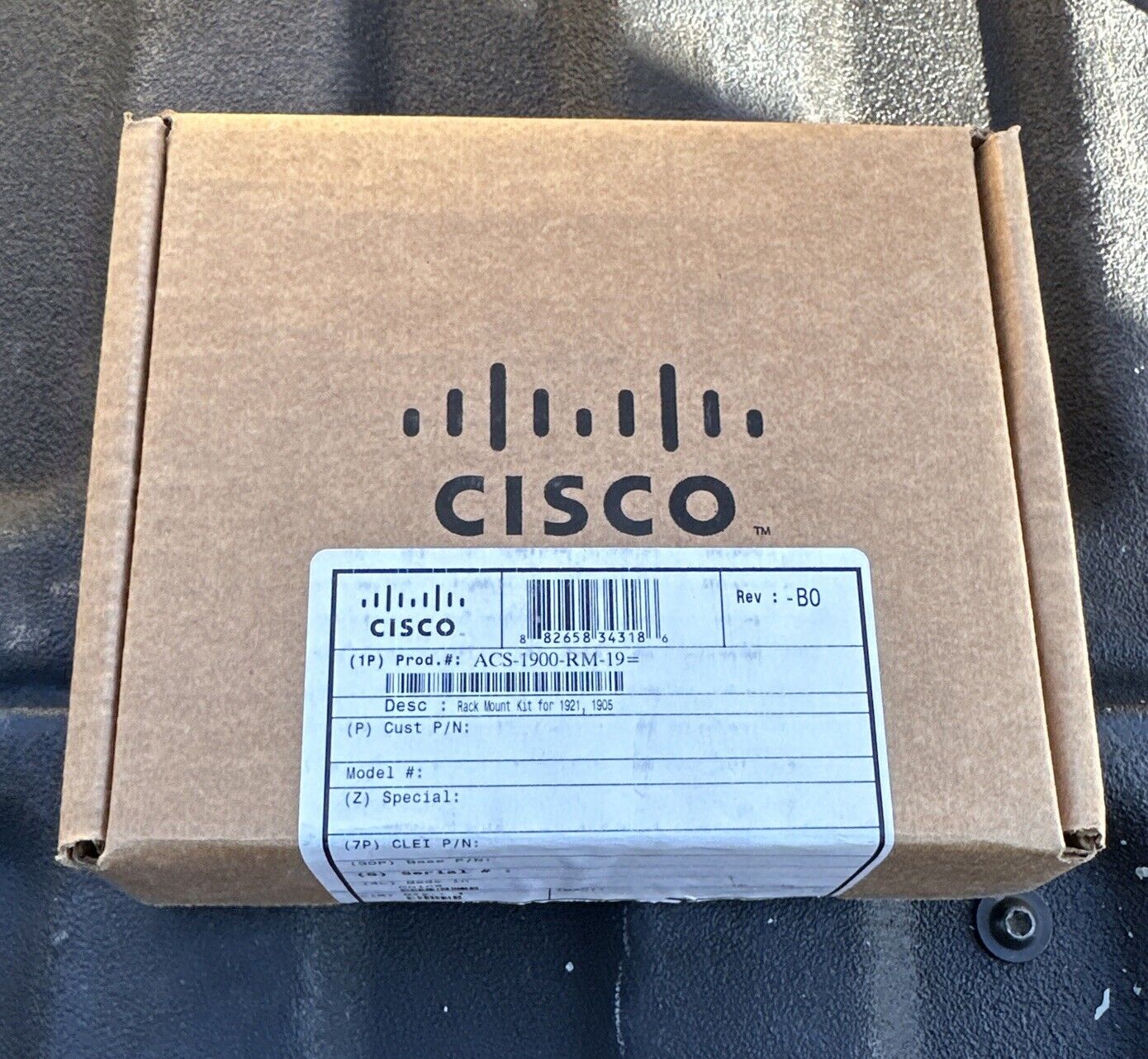 Original Cisco Systems ACS-1900-RM-19 Rack Mount Kit for 1921, 1905 New In Box