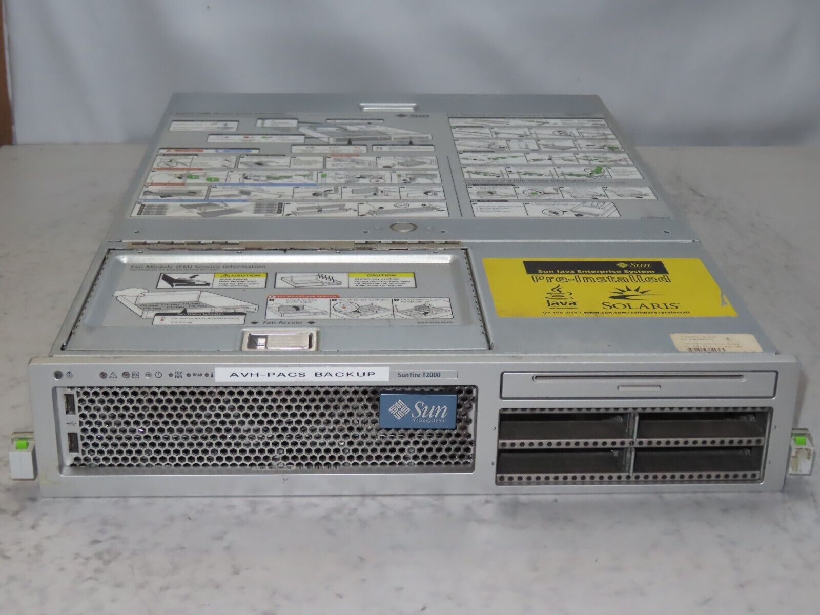 Sun Microsystems SunFire T2000 Server ** No Power Supplies ** Un-Tested -AS IS