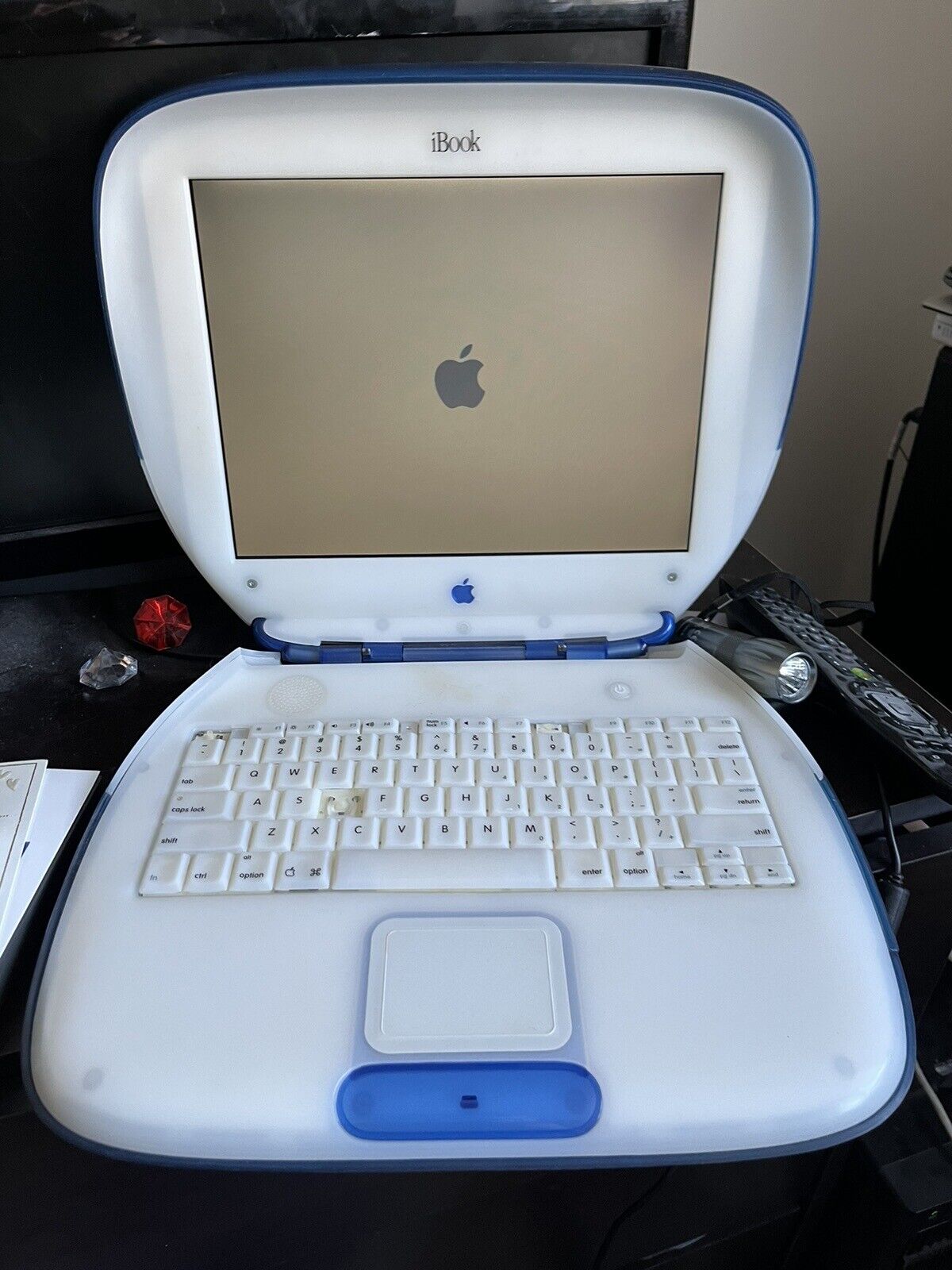 Rare Vintage Apple iBook G3 Clamshell Indigo M6411