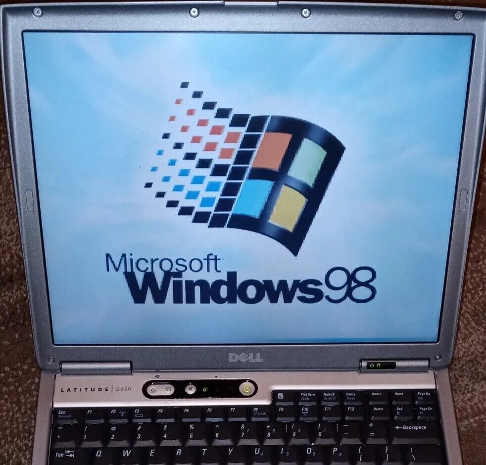 Dell Latitude D600 vintage laptop computer, 20GB HD, Windows 98 SE