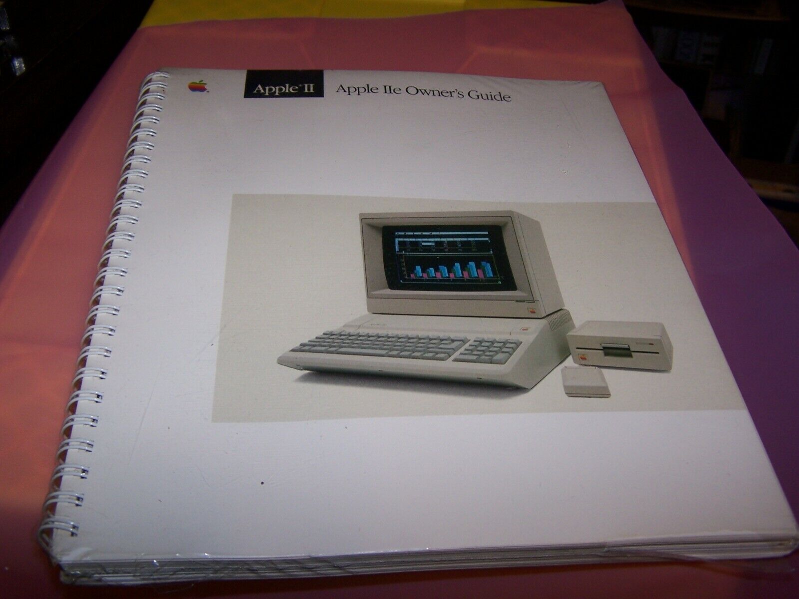 Apple Iie Owner\'s Guide A212076