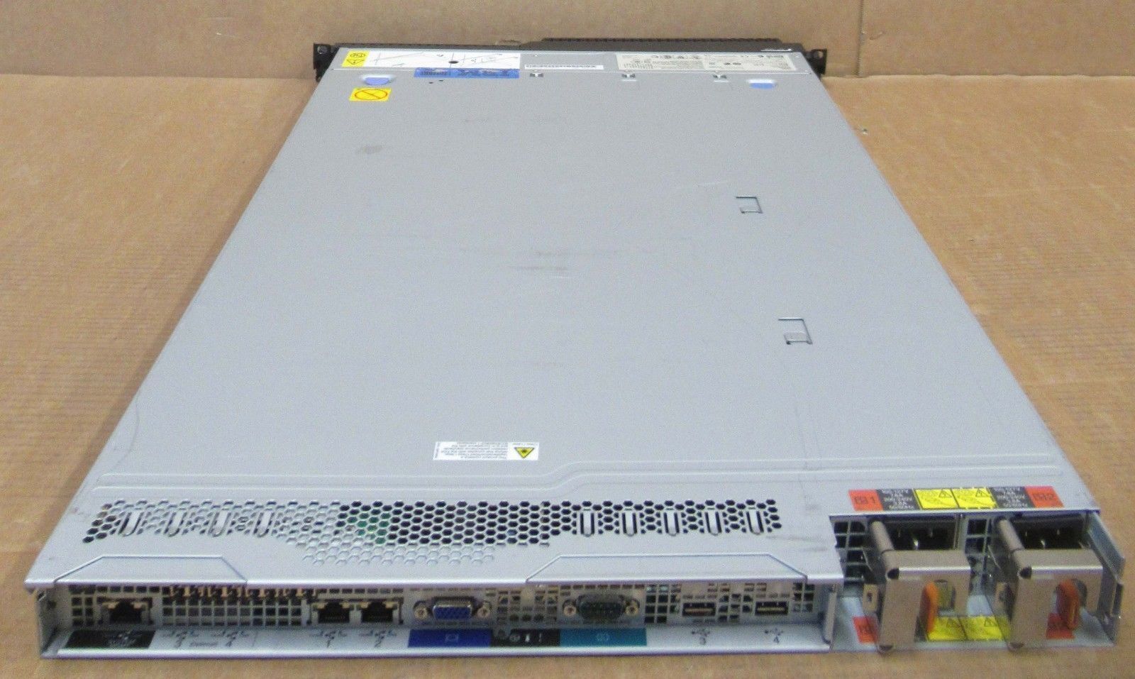 IBM System Storage SAN Volume Controller Engine 24GB 146GB Raid 1U 2145-CF8