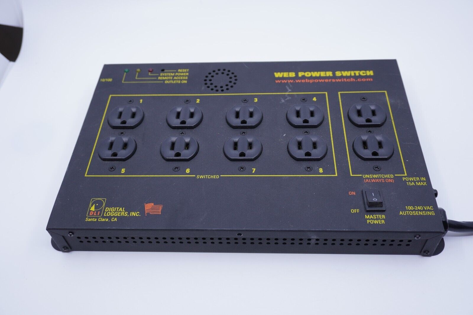 Digital Loggers Web Power Switch (LPC-3) 10 Outlets Tested & Powers Up.