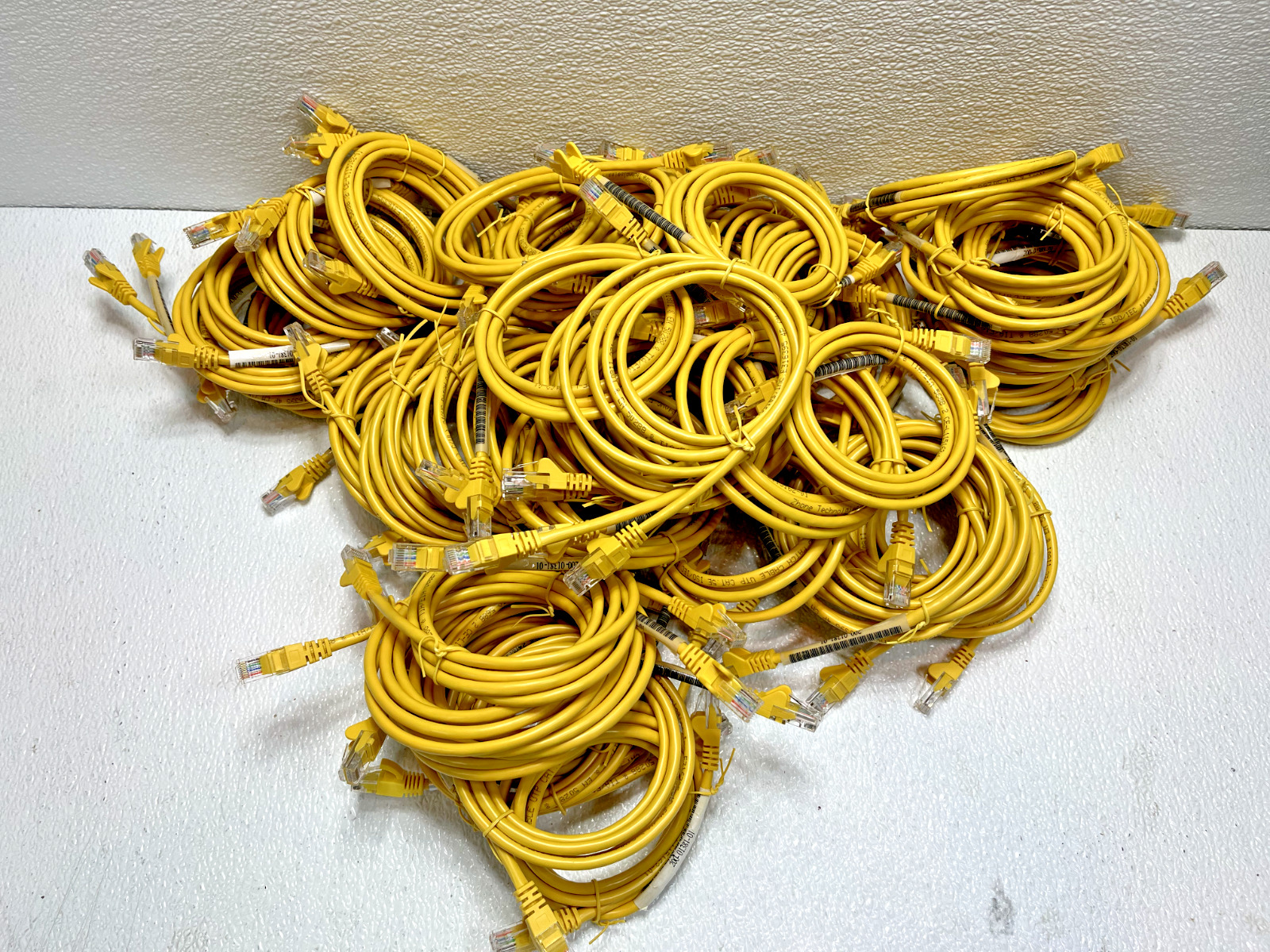 LOT OF 65 NEW Yellow 5 Ft 24AWG Cat5E 316395 Patch Cable
