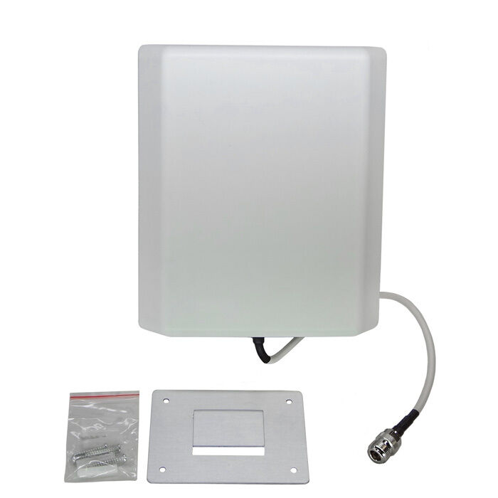Wide Band 698-2700MHz 5dBi 7dBi Wall Mount Directional Panel Antenna 4G Network