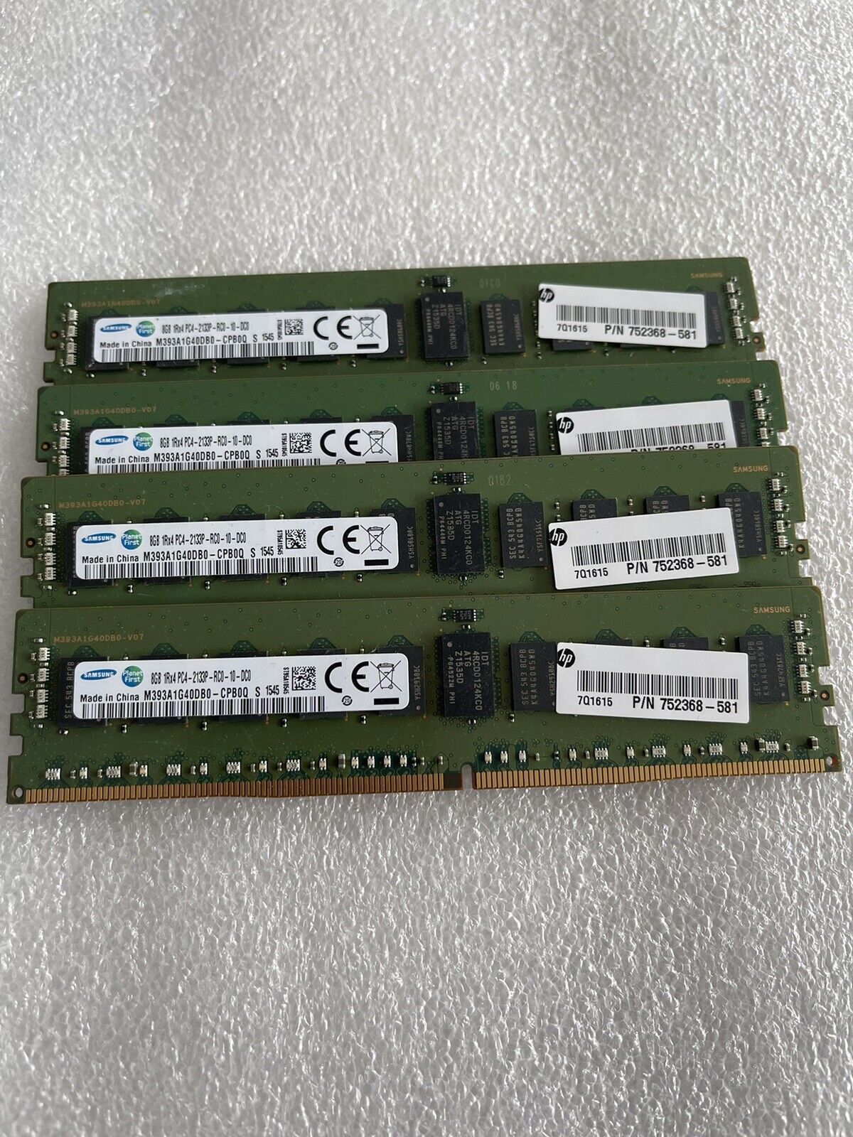 Samsung 8GB 1Rx4 PC4-2133P ECC  Server Memory M393A1G40DB0(lot 4)