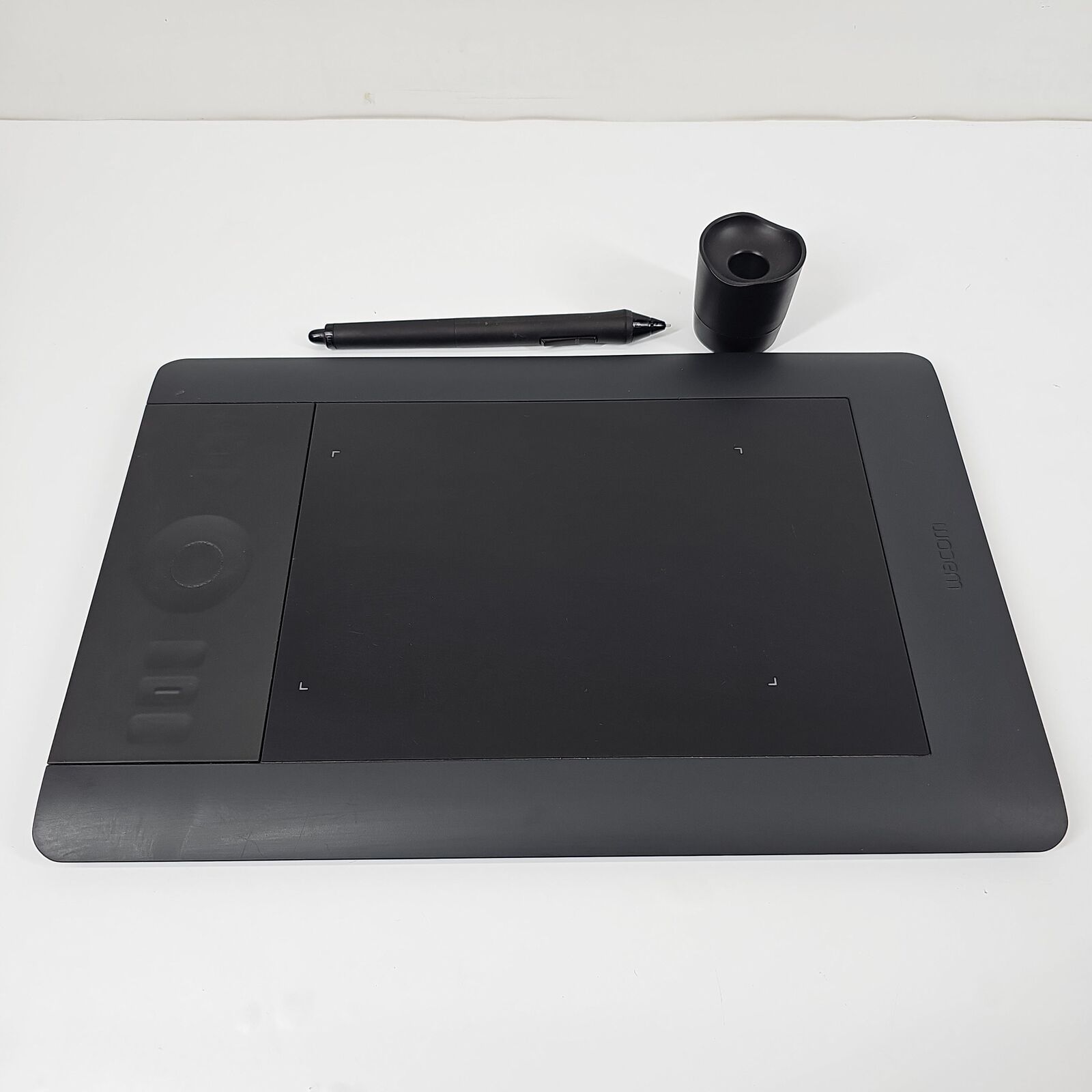Wacom Intuos5 Touch Small Pen Tablet Black PTH-450